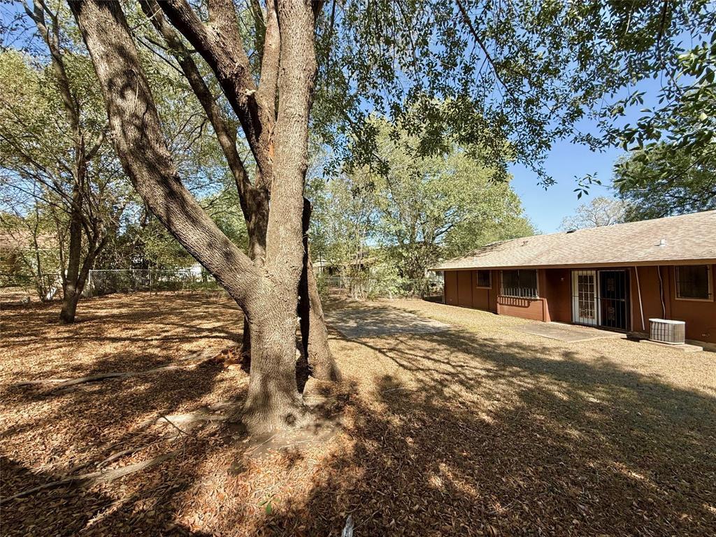 4710 Craigwood DR — photo 4