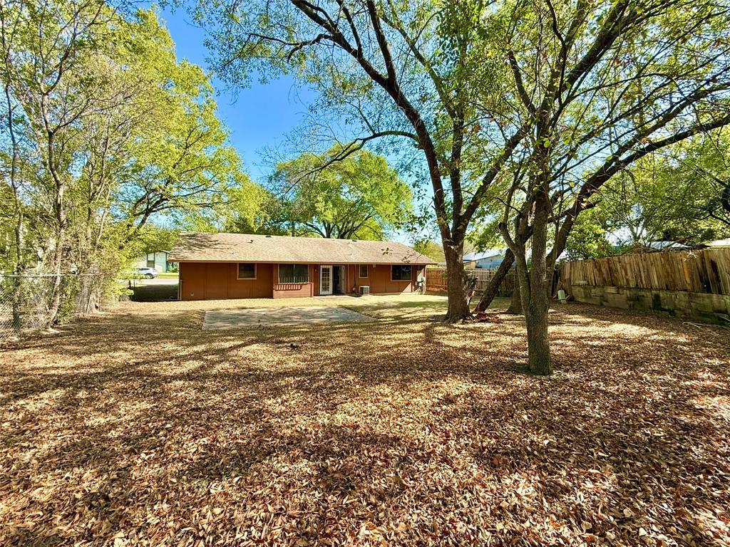 4710 Craigwood DR — photo 5