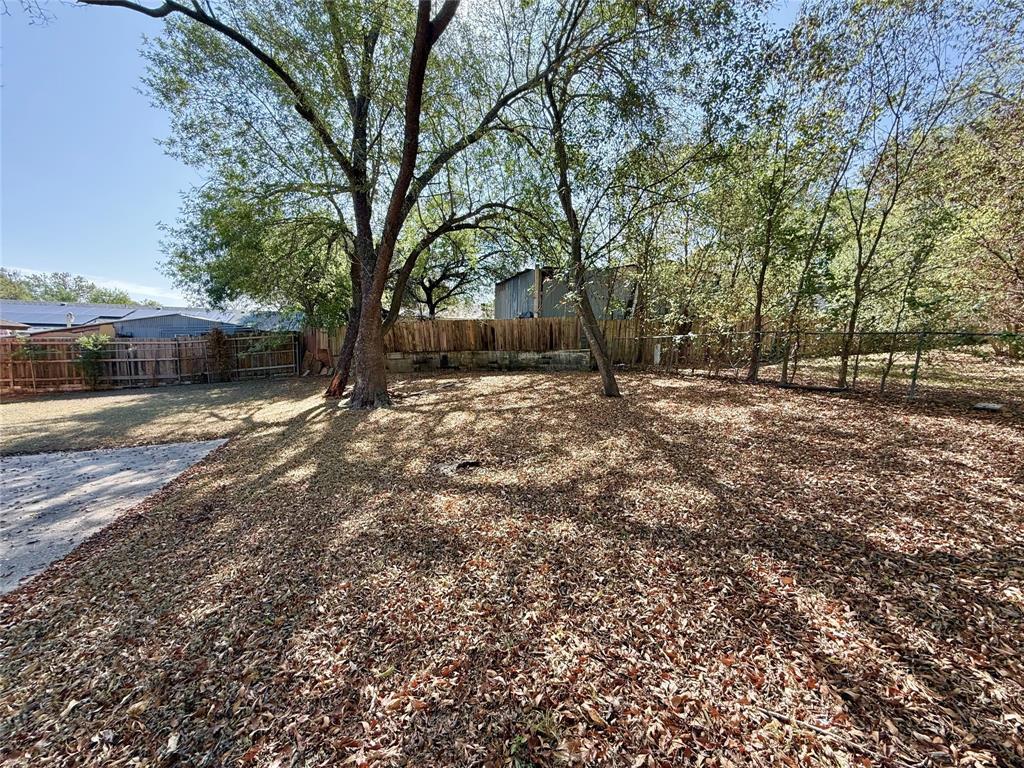 4710 Craigwood DR — photo 3