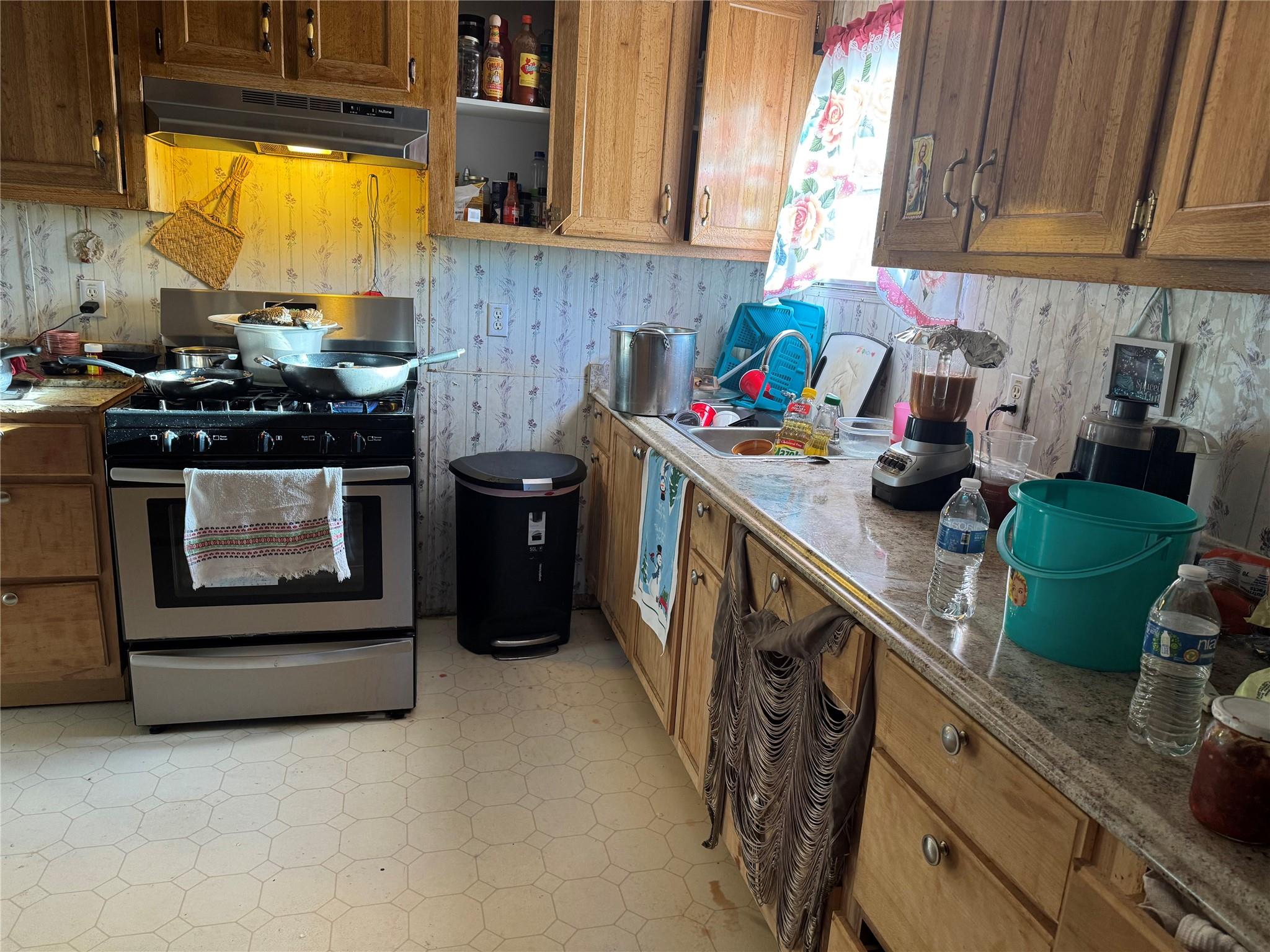 140 Alum Park Place DR — photo 5