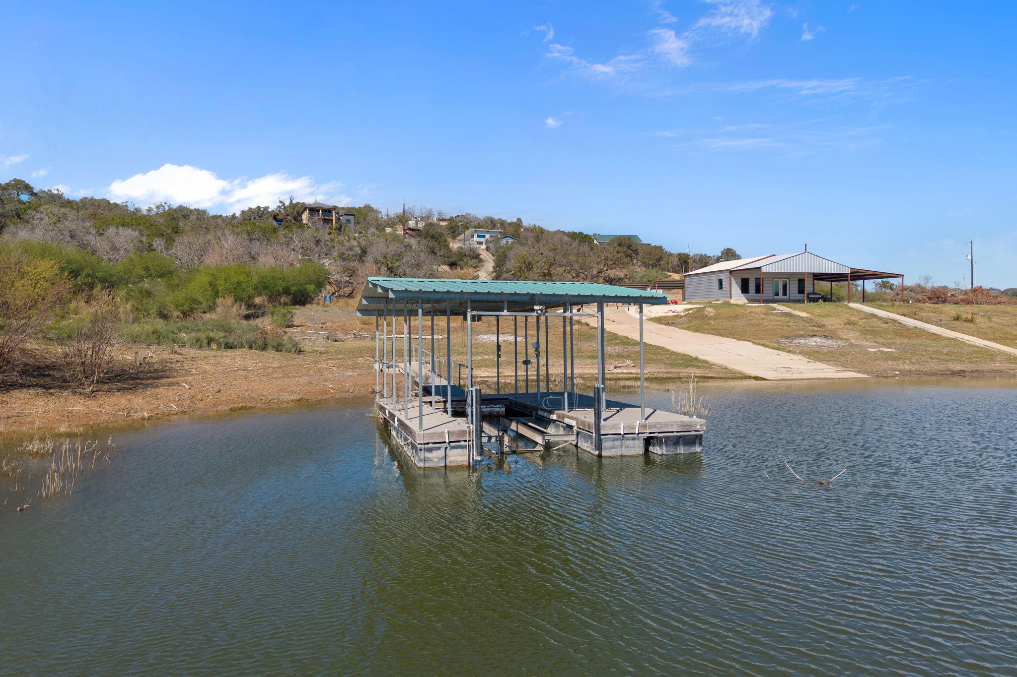 1690 Hickory Creek RD — photo 3