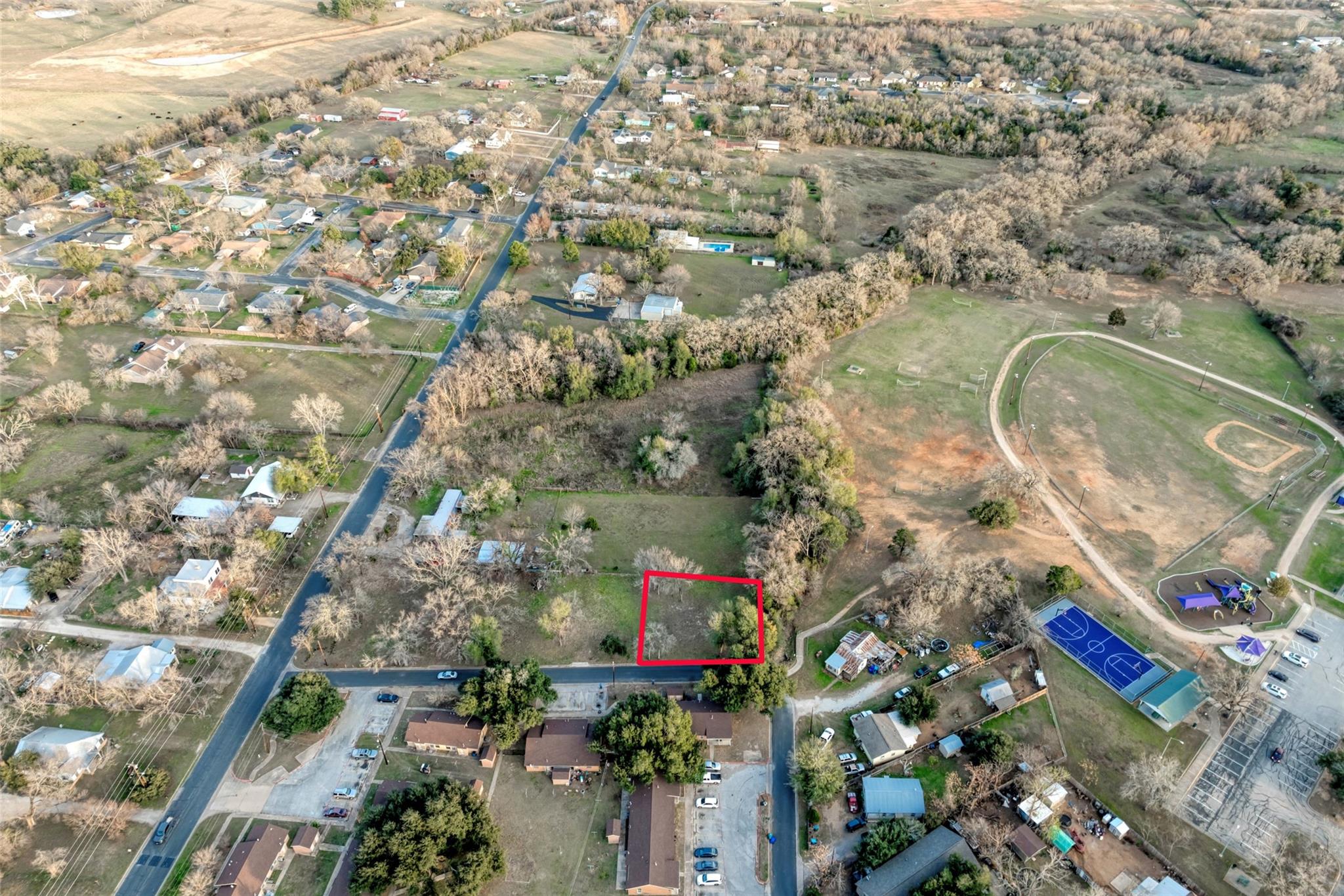 Lot 4 Alamo ST — photo 3