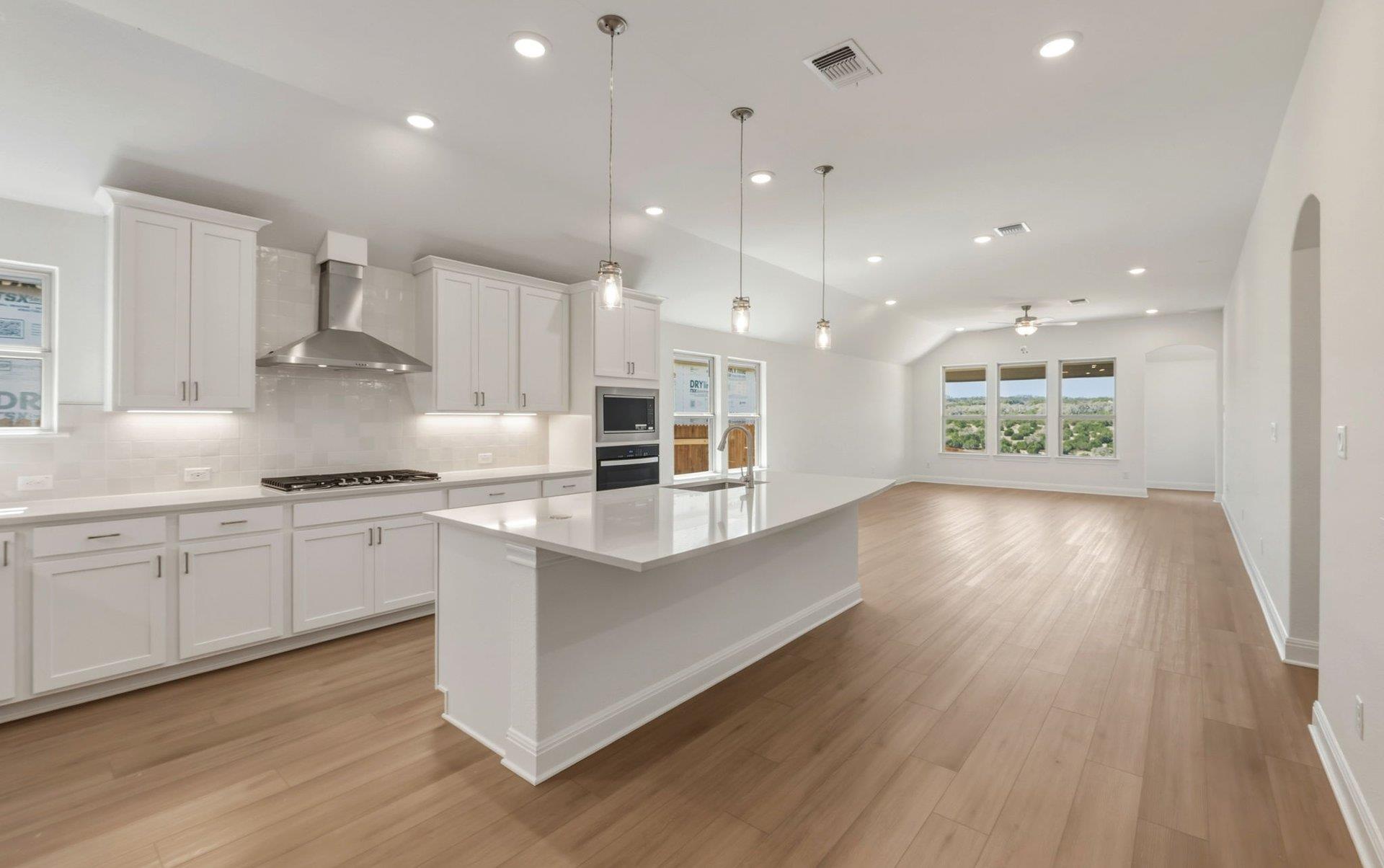 6900 Cliff Rose DR — photo 3