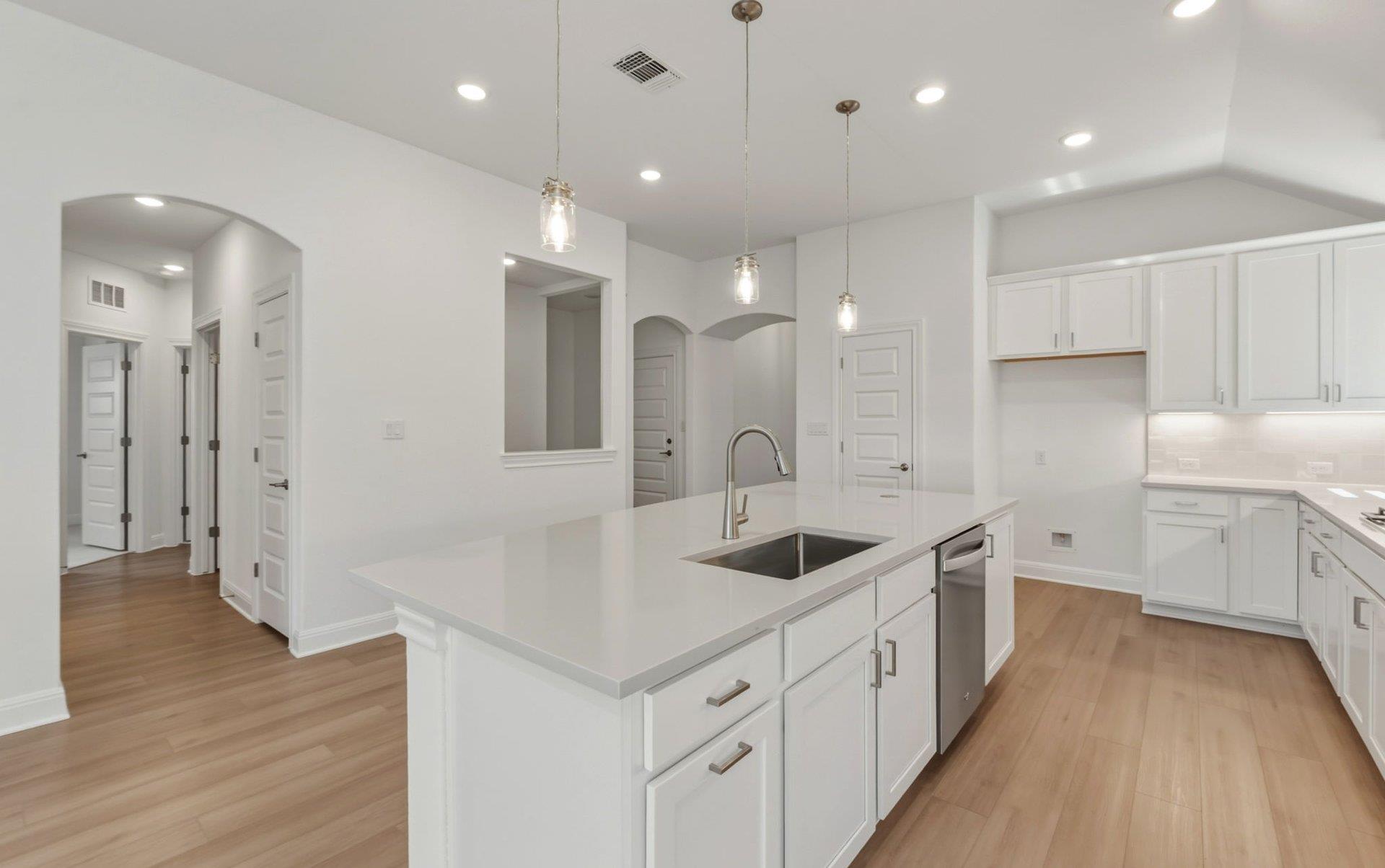 6900 Cliff Rose DR — photo 5