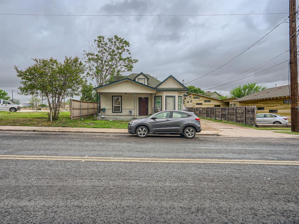 1122 Chicon ST — photo 5
