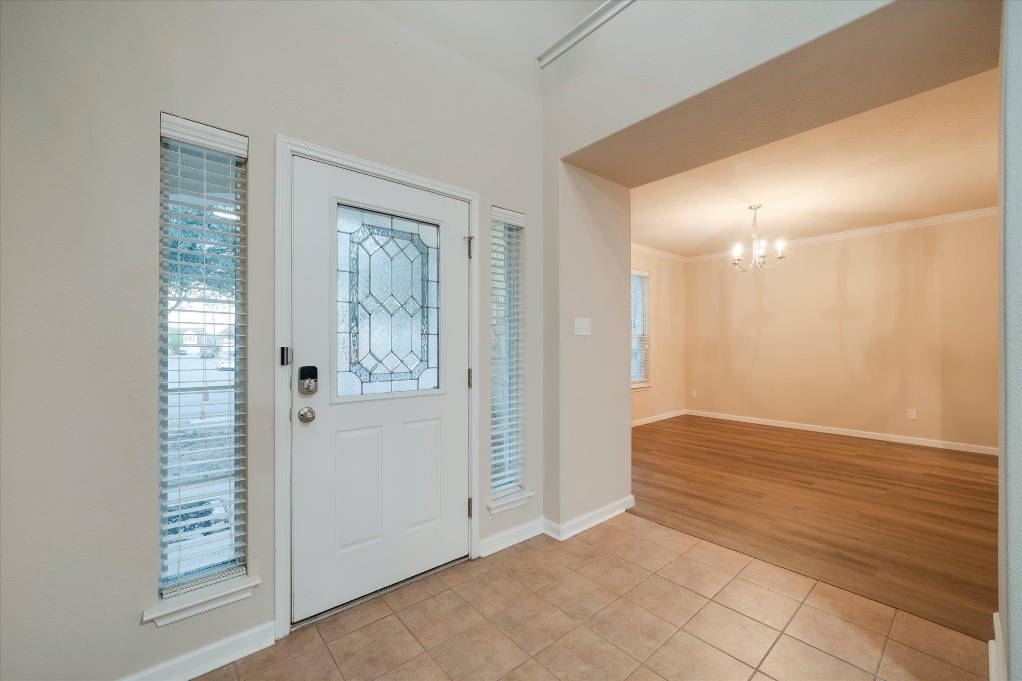 185 Hometown PKWY — photo 4