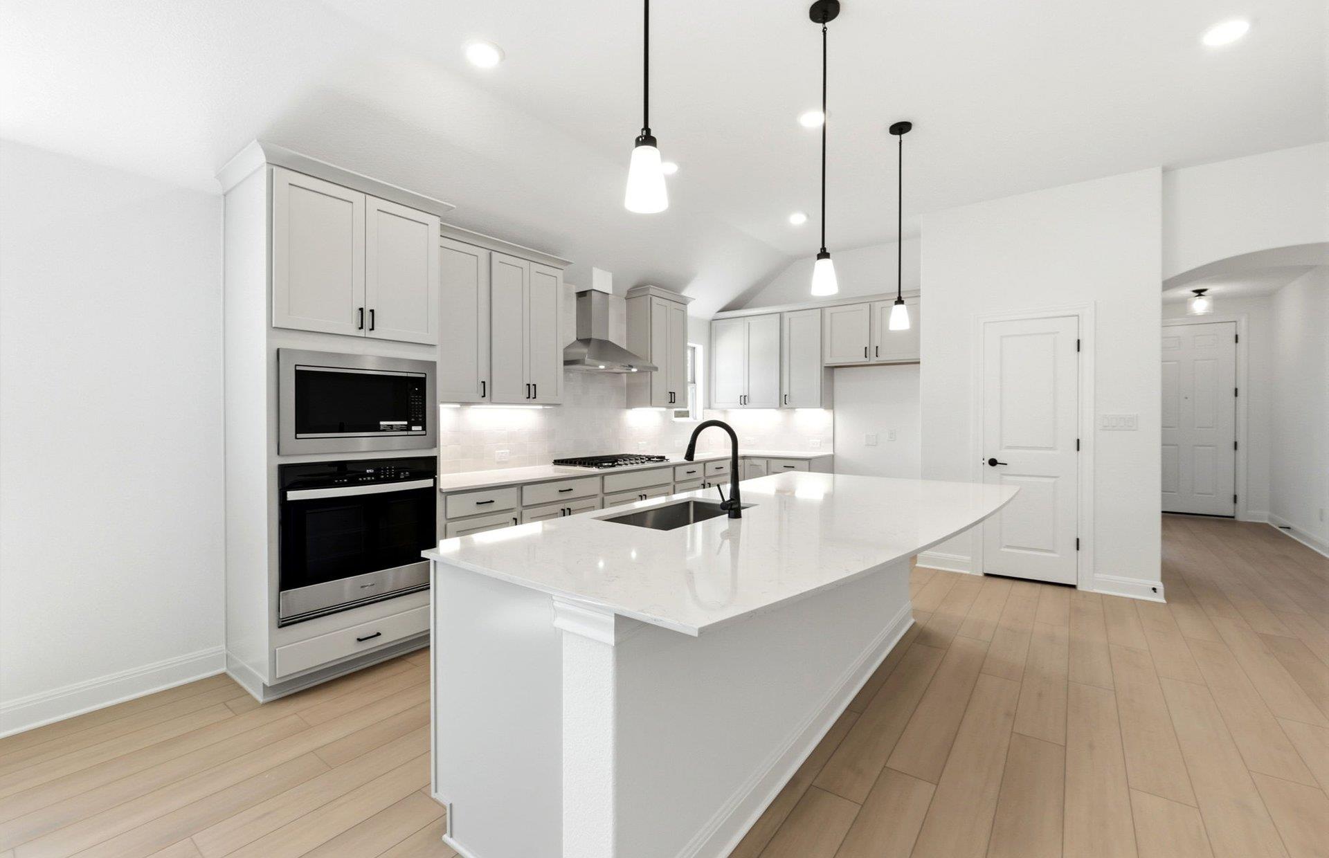7009 Cliff Rose DR — photo 4