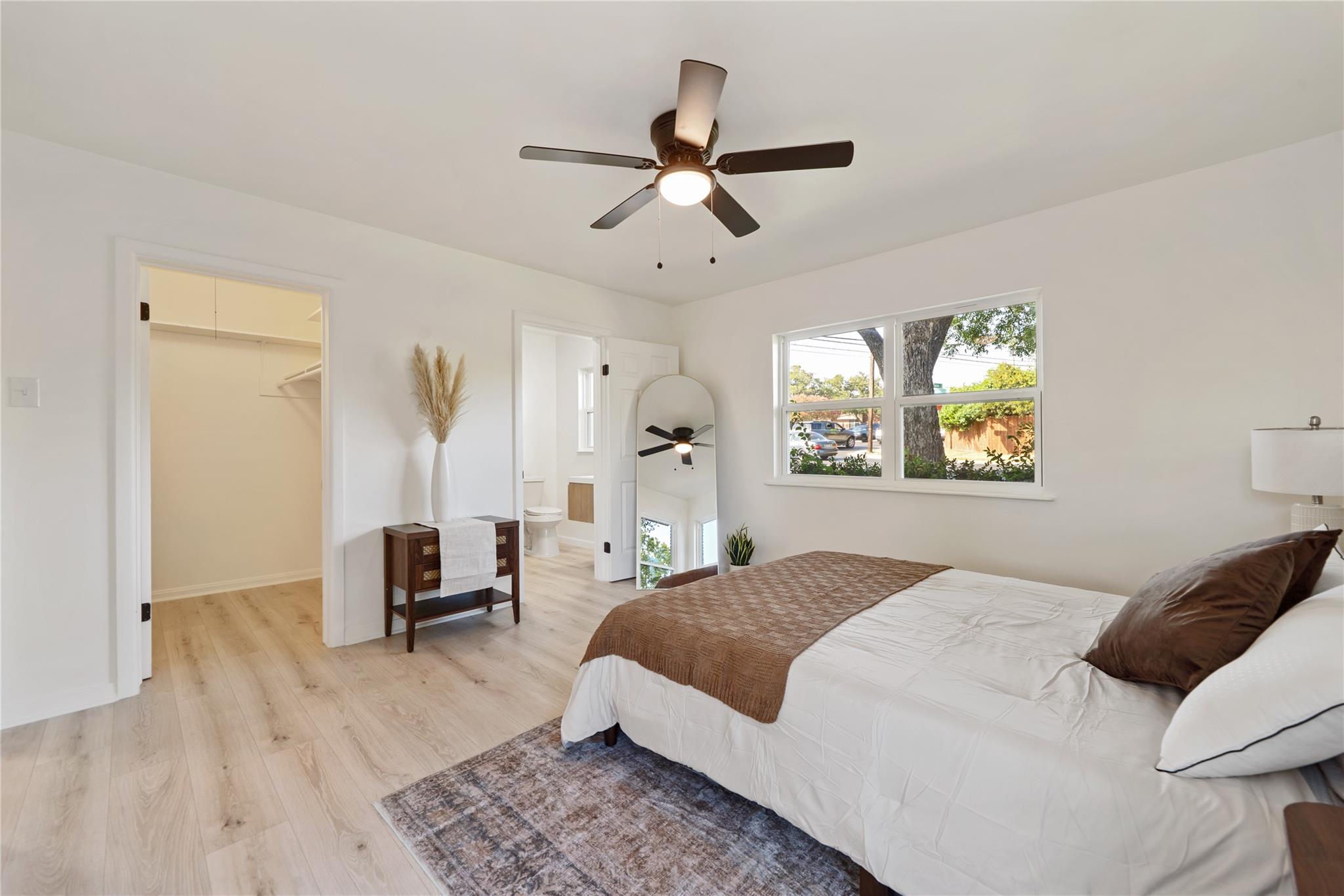 1201 Ridgehaven DR — photo 4