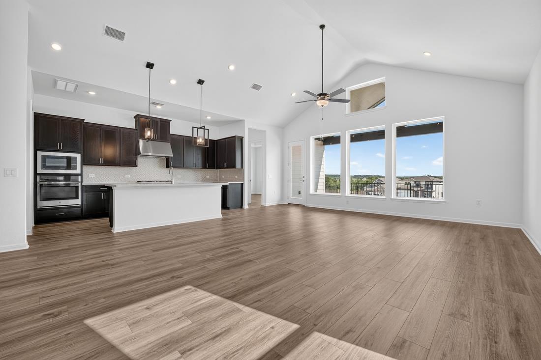 231 Belmont WAY — photo 3