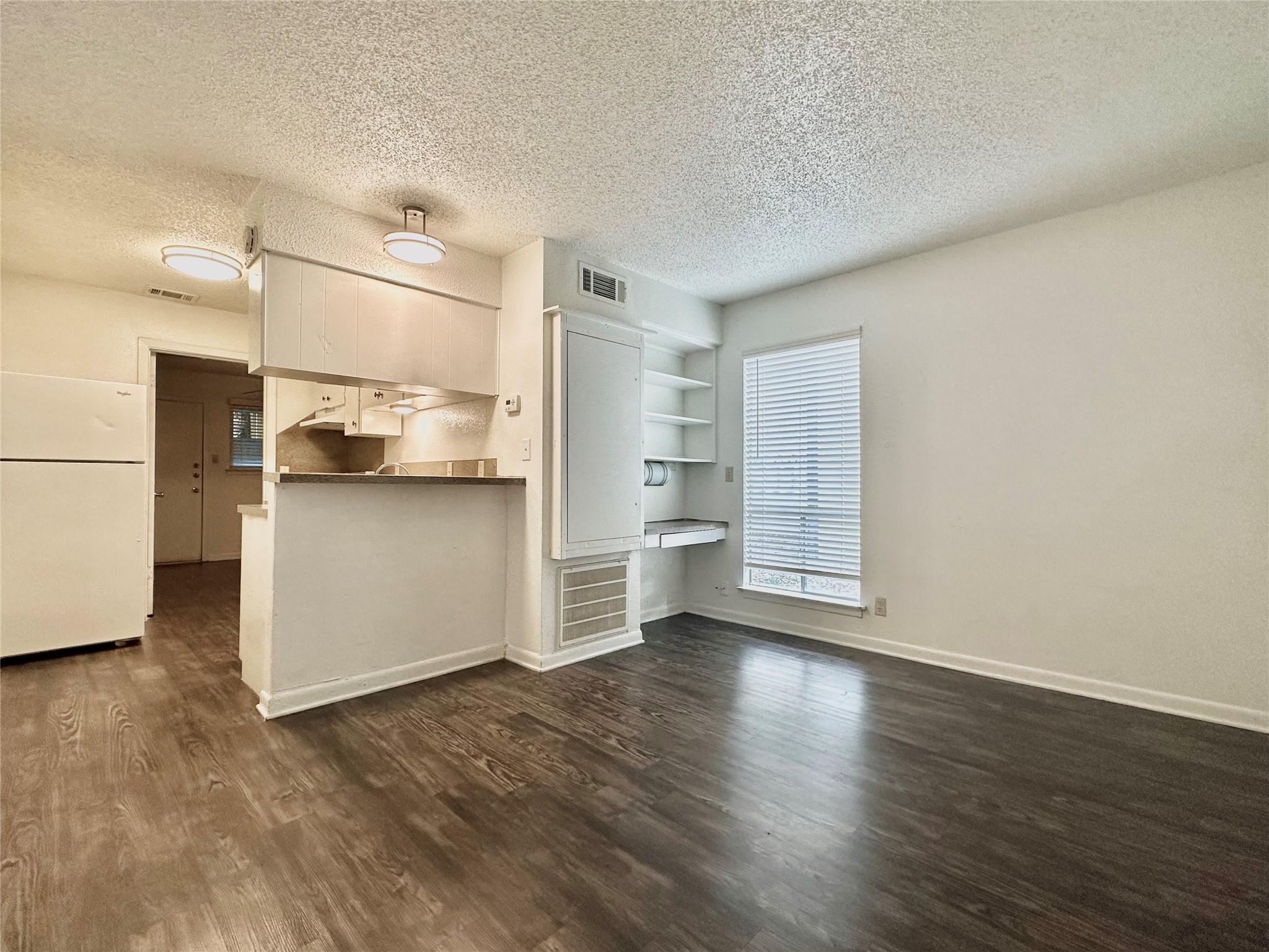 301 29 Ave #D203 — photo 5