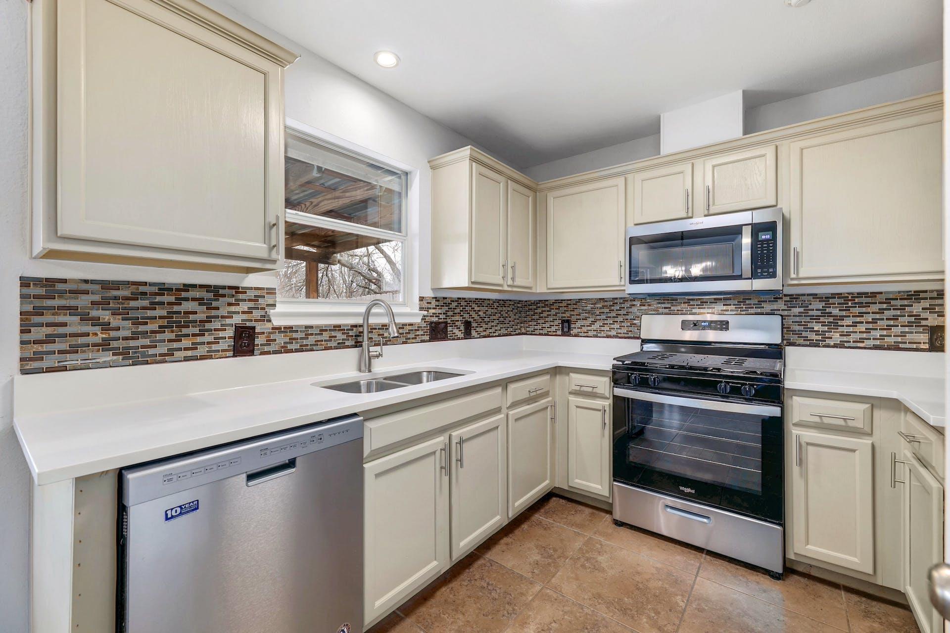 214 Crystal Knoll BLVD — photo 3