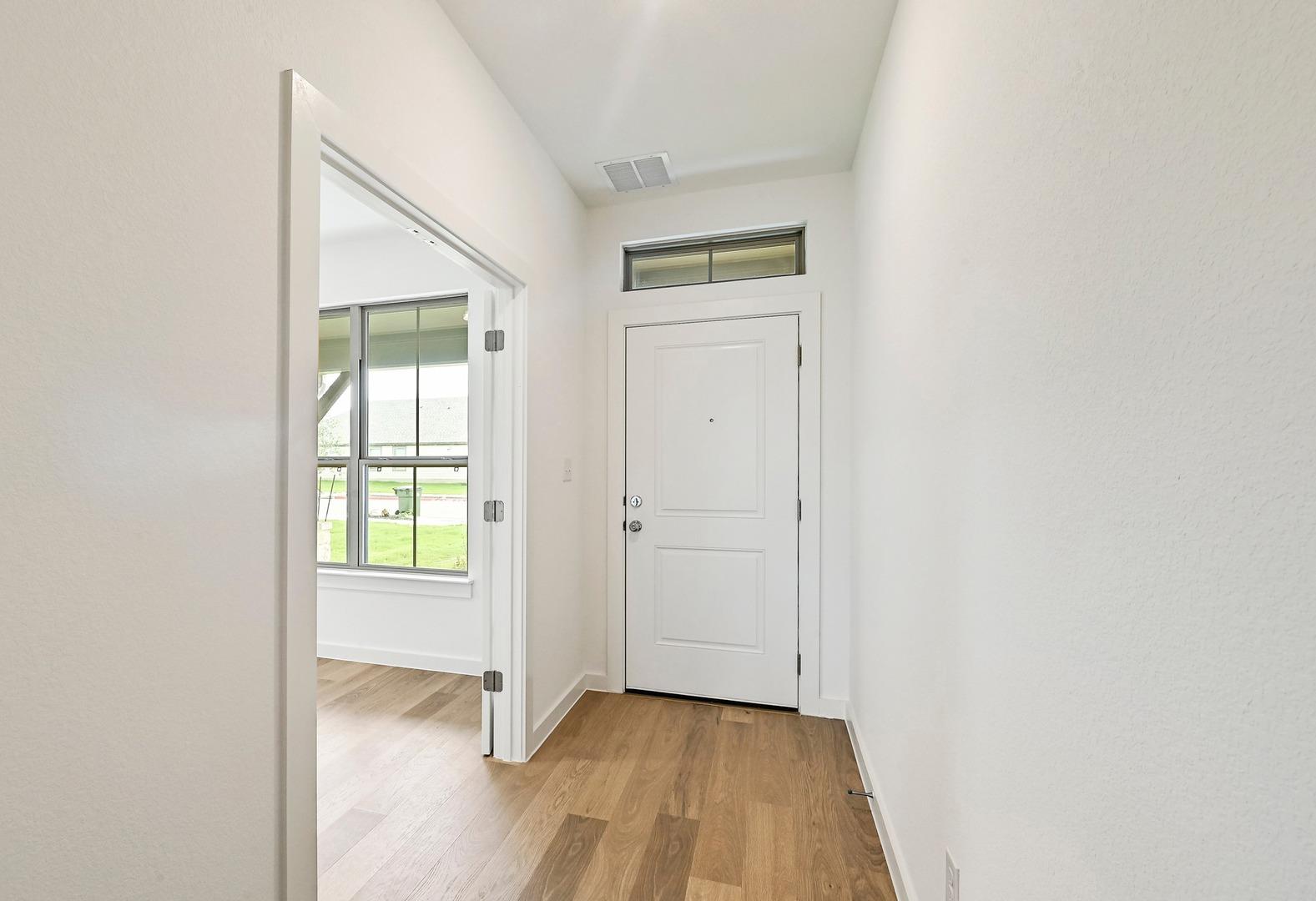 1012 Universal DR — photo 4