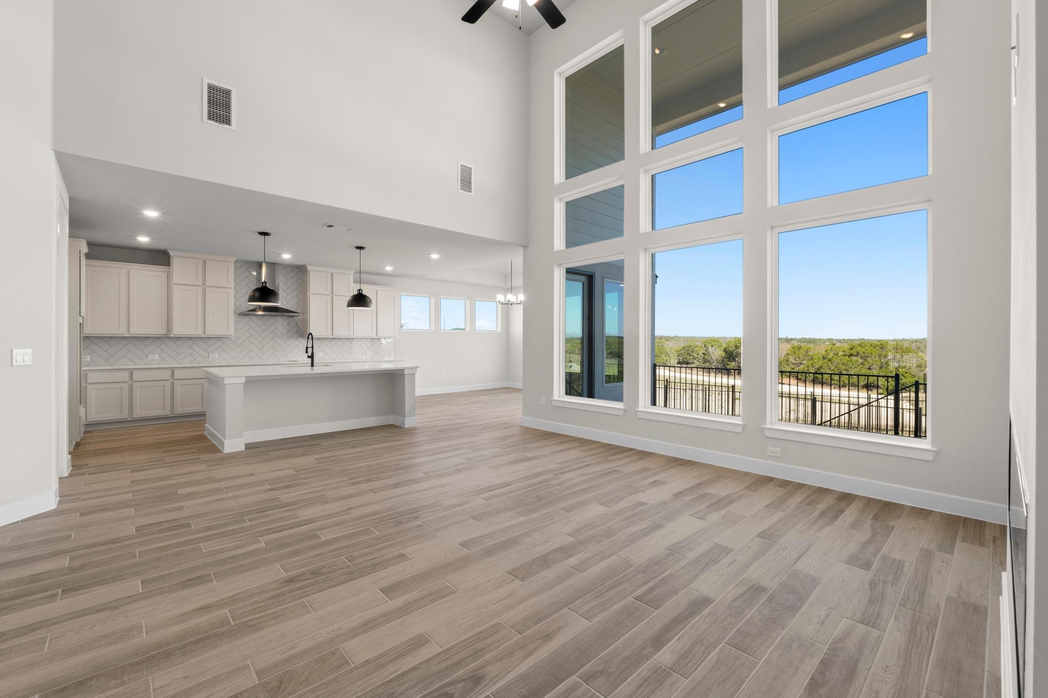 108 Rightfield DR — photo 3