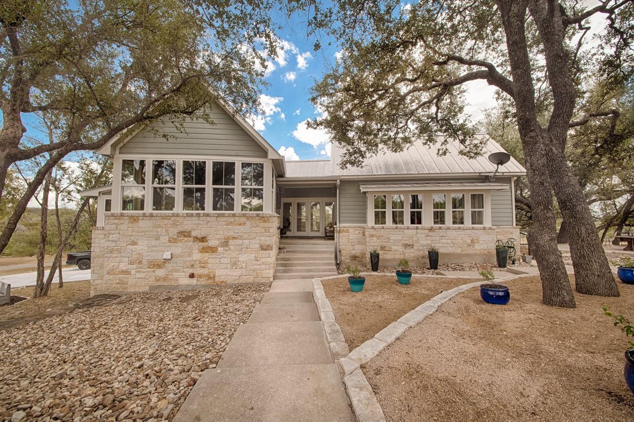 348 Chimney Cove DR — photo 4