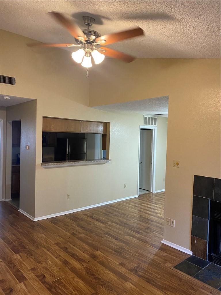 806 24th ST #308 — photo 3