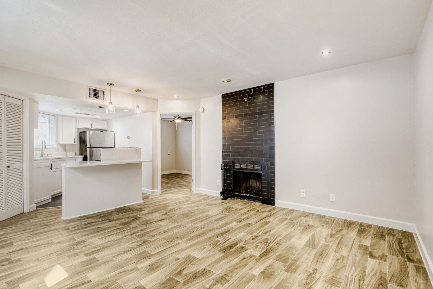 1500 Woodlawn BLVD #105 — photo 3