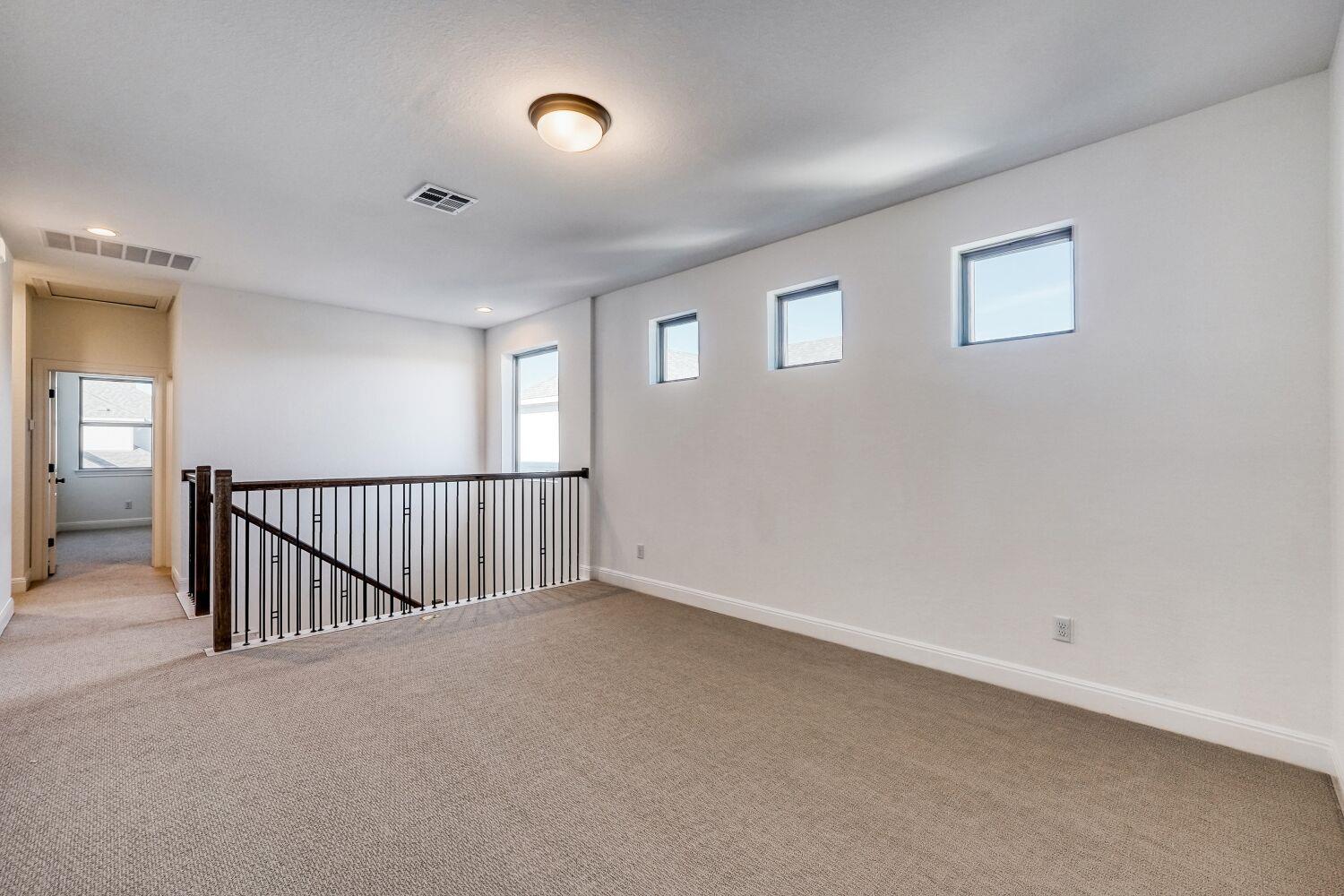 454 Burlington DR — photo 5