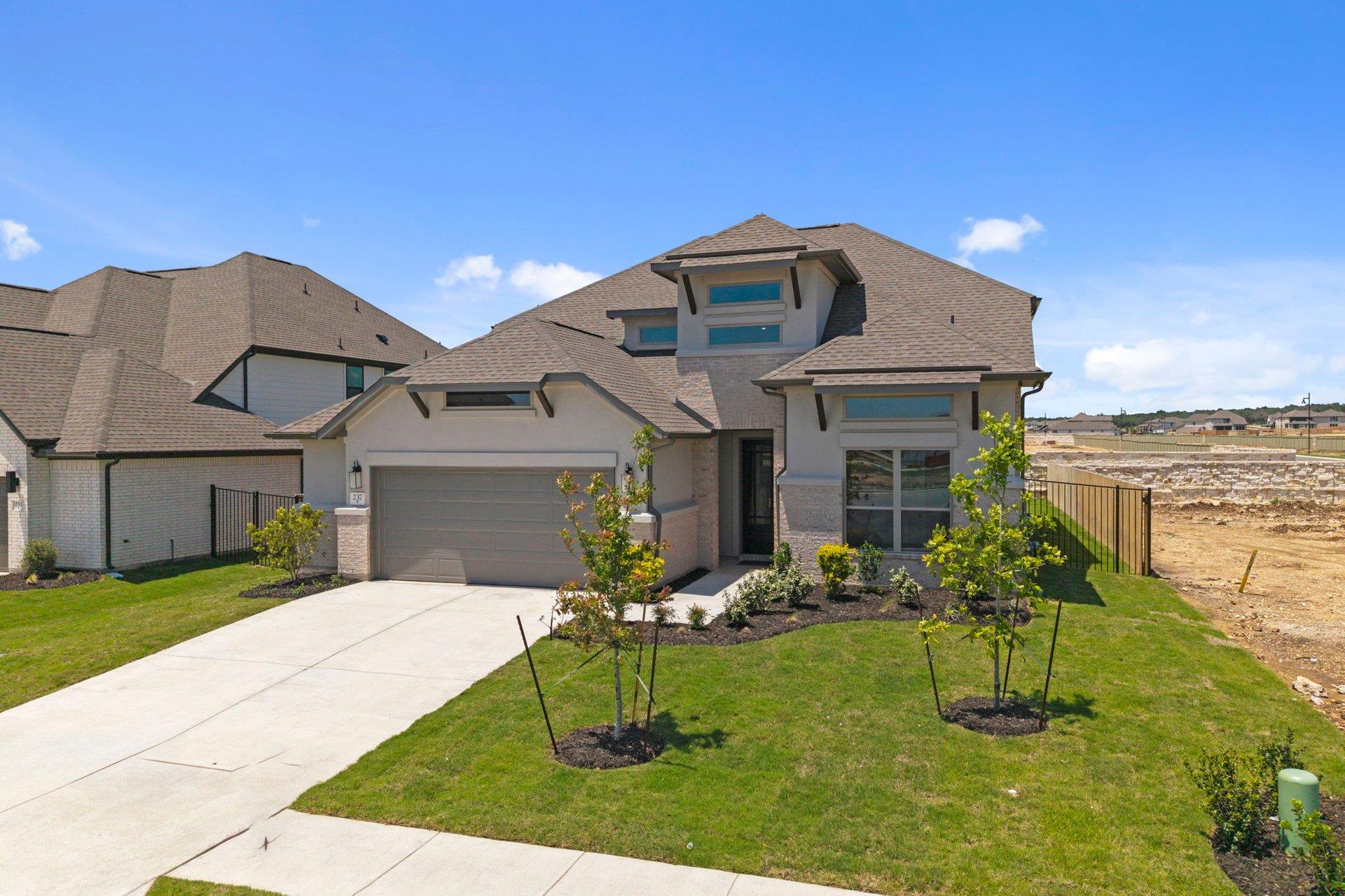 237 Pacific Grove CIR — photo 4