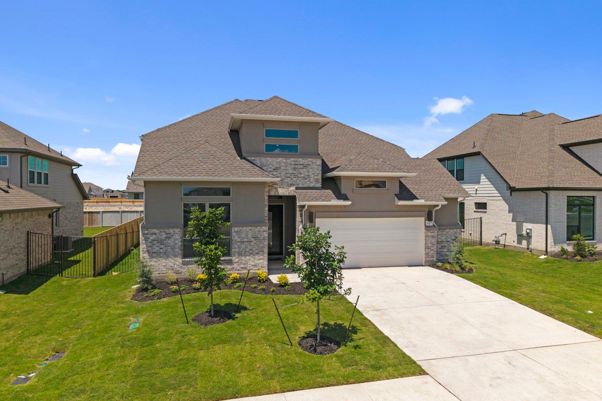 229 Pacific Grove CIR — photo 3