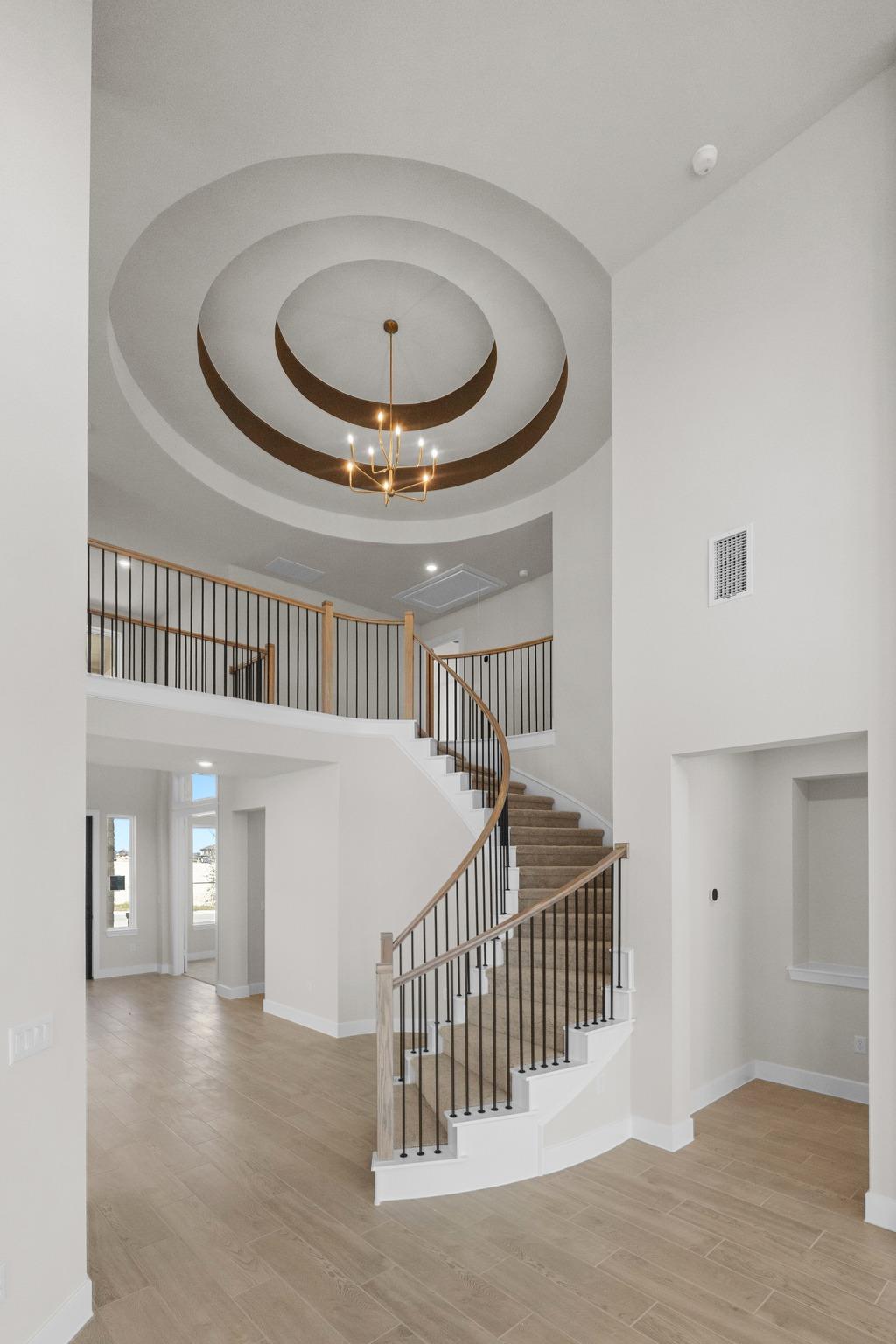 404 Sheepdog DR — photo 3