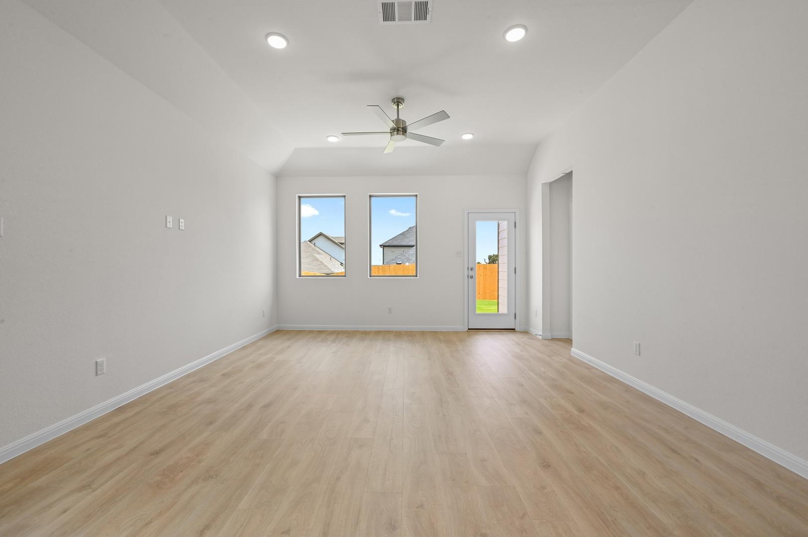 444 Lucky Ave — photo 5