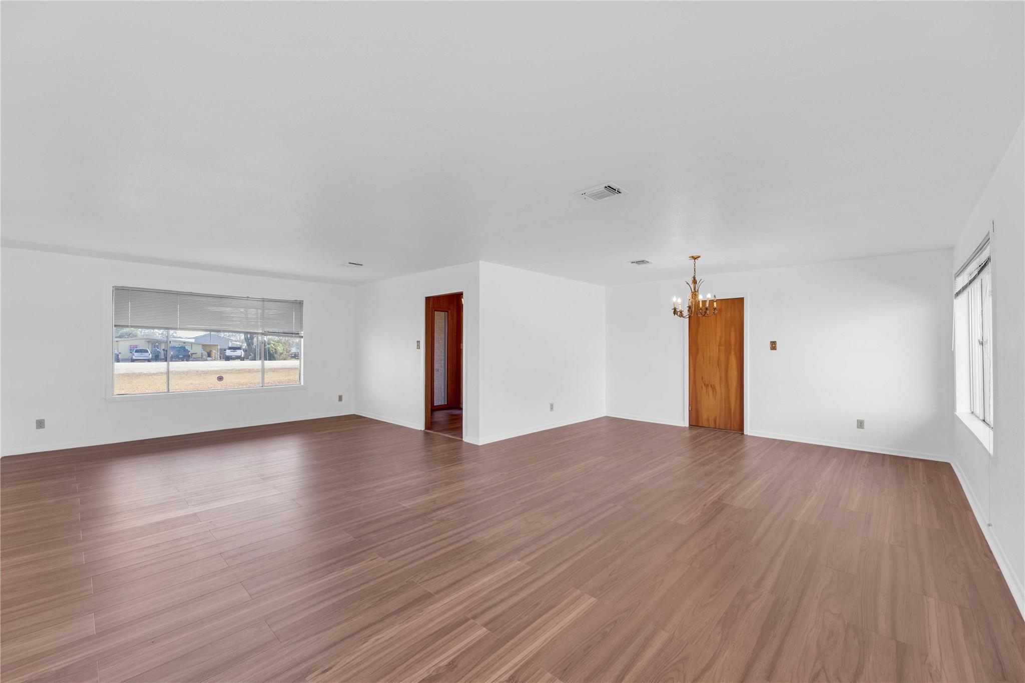 1243 North Jefferson Highway — photo 4