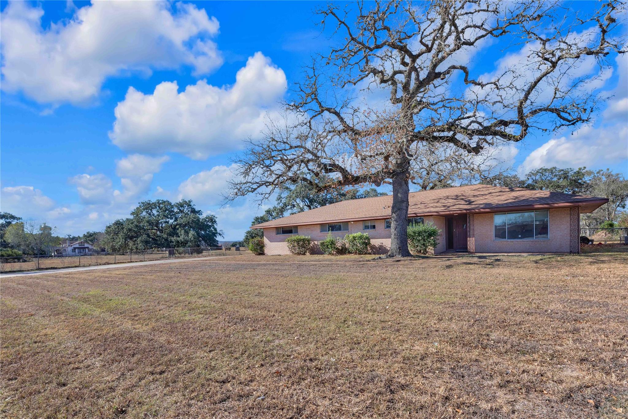 1243 North Jefferson Highway