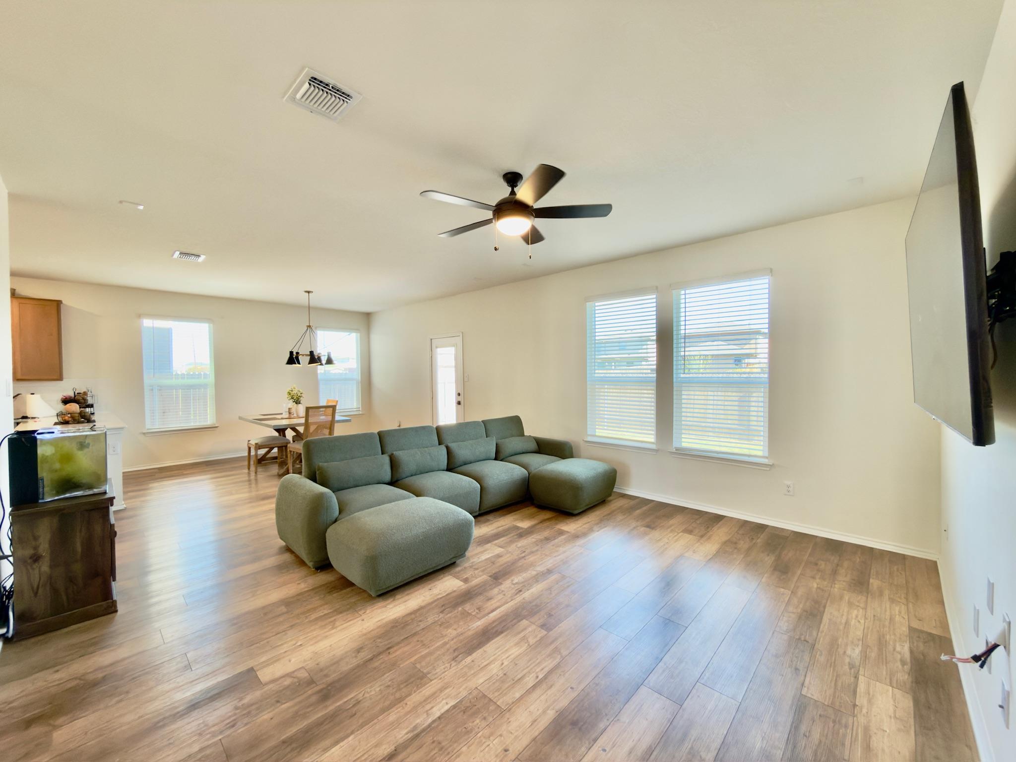 13304 Nancy Reagan ST — photo 3