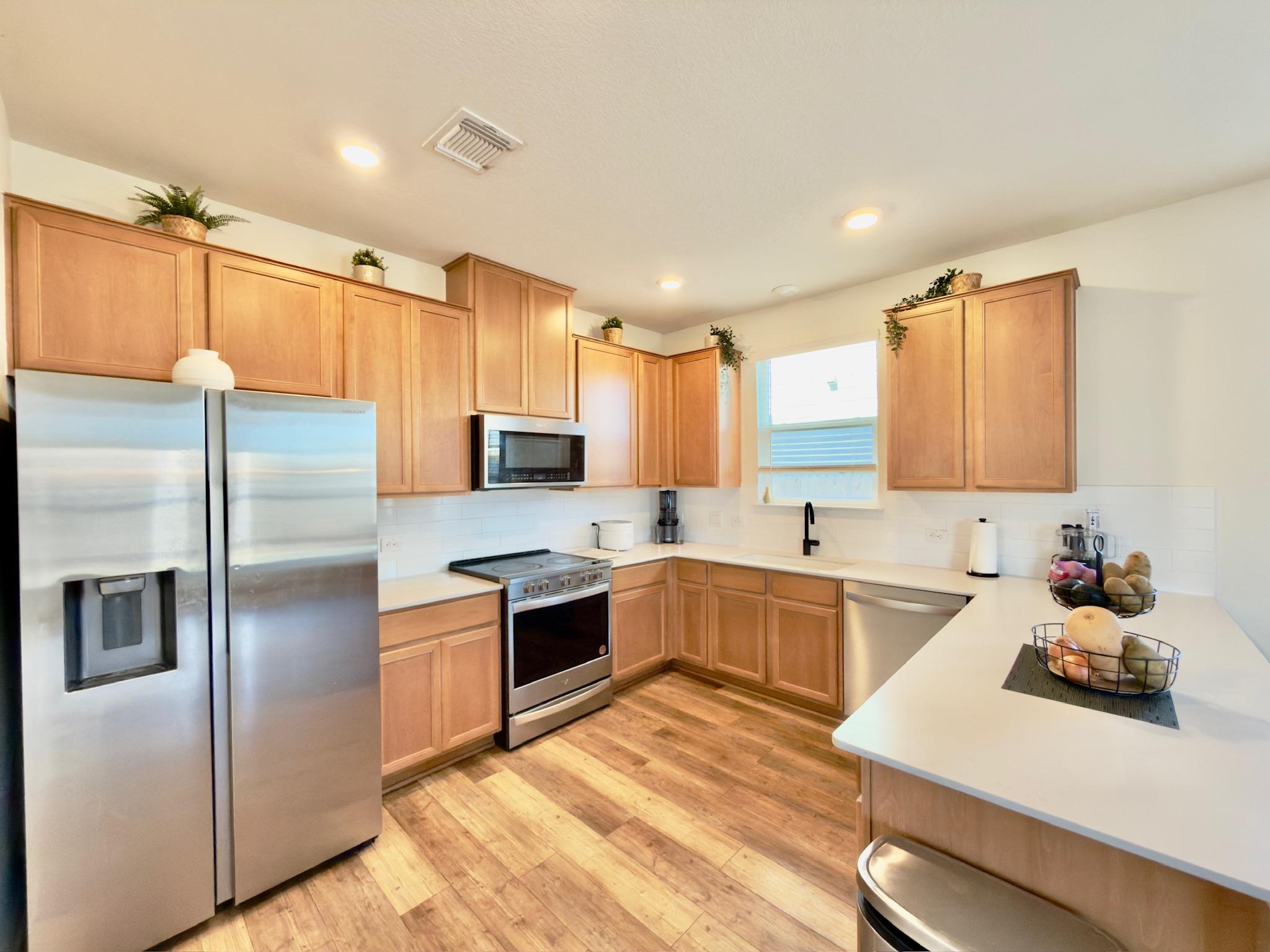 13304 Nancy Reagan ST — photo 4