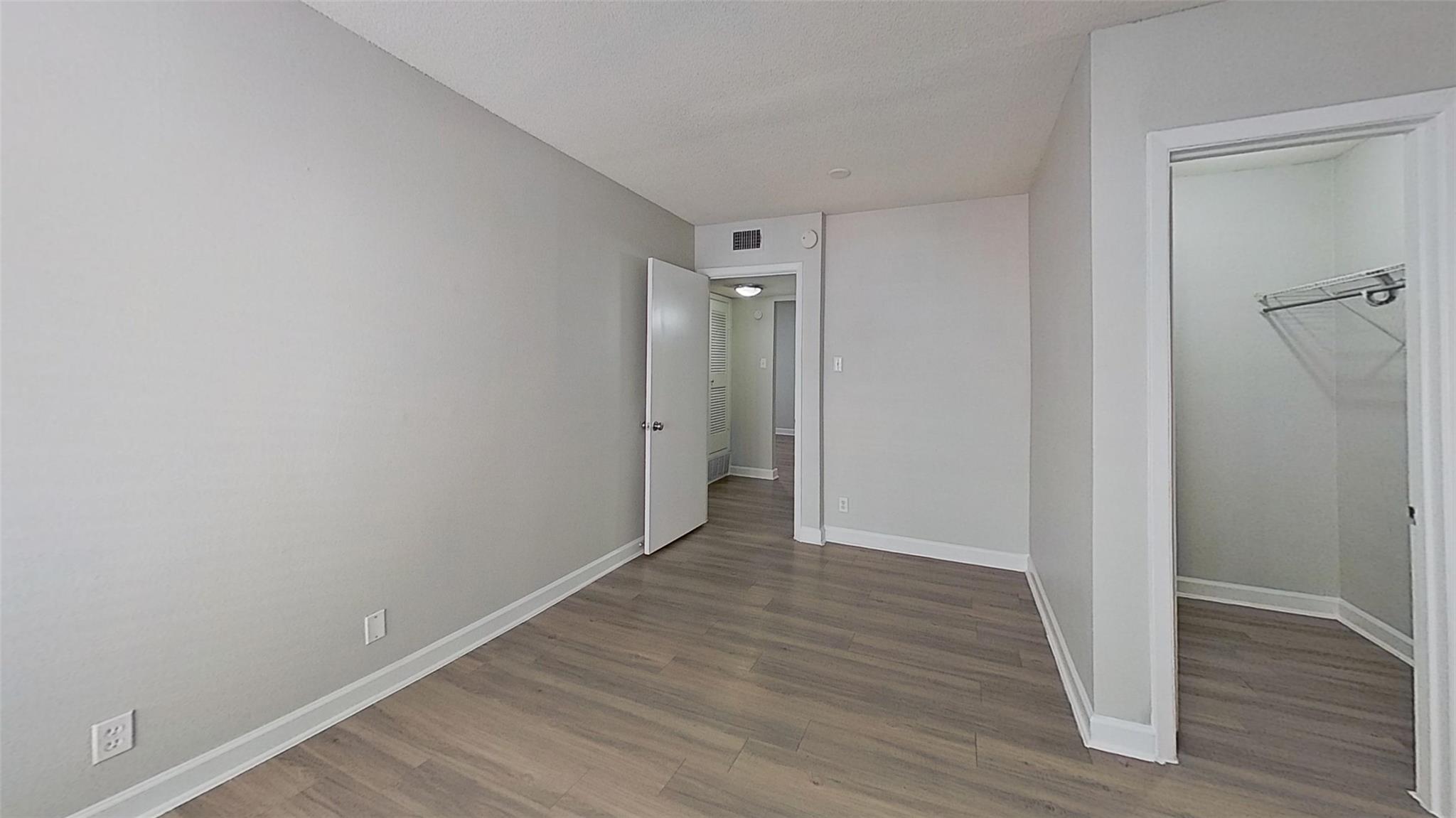 2520 Longview ST #405 — photo 5