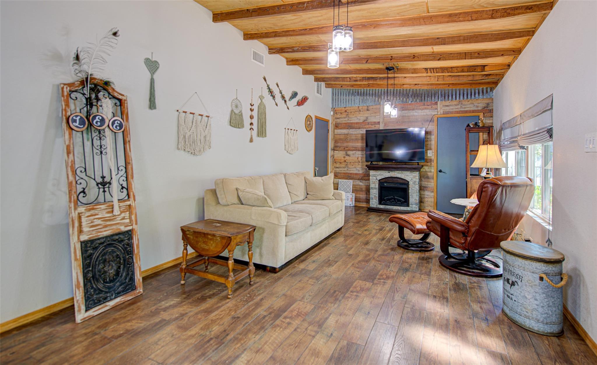3205 Menchaca RD — photo 4