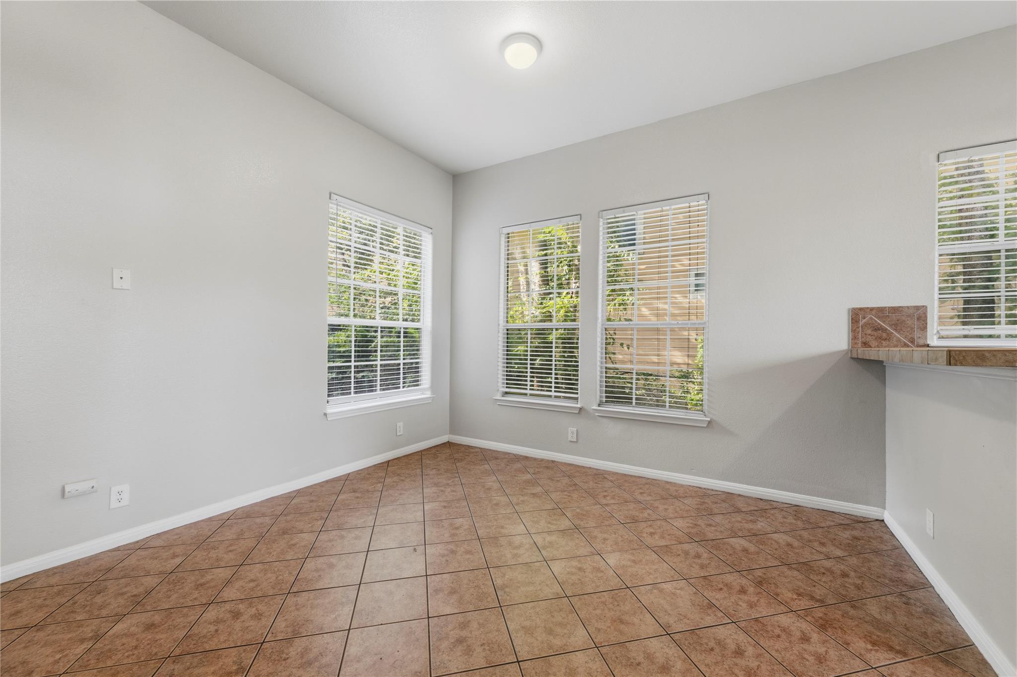 5102 Caswell Ave #A — photo 5