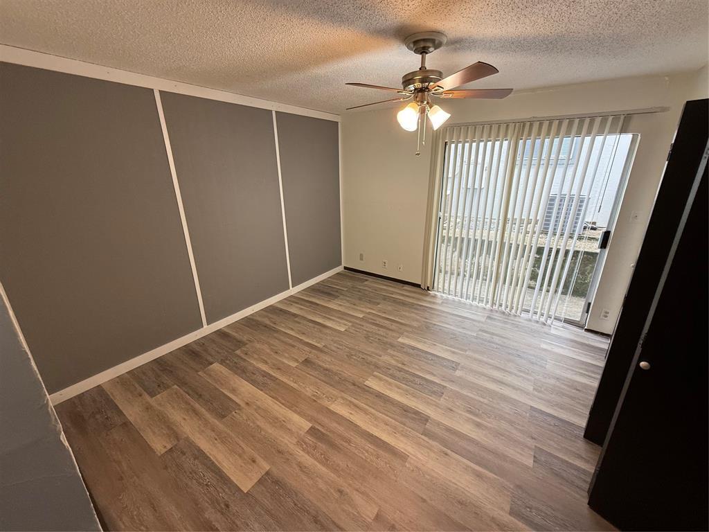 2408 Longview ST #104. — photo 4