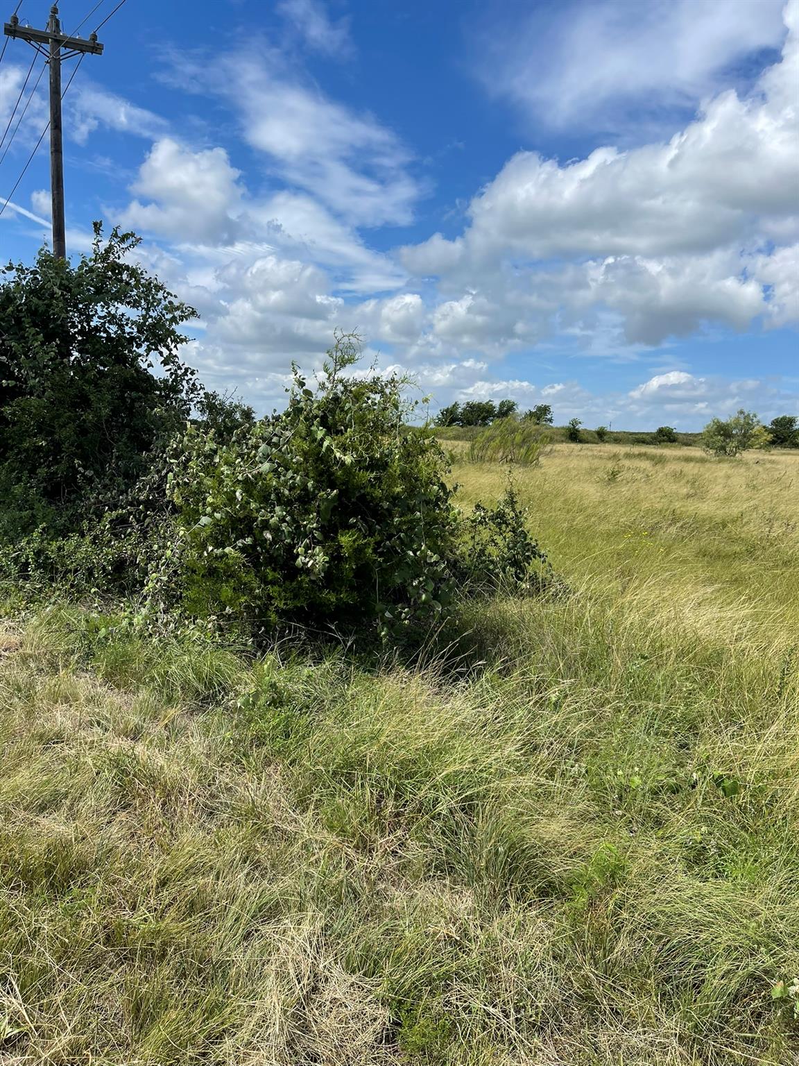 316 HWY US 183 NORTH — photo 3