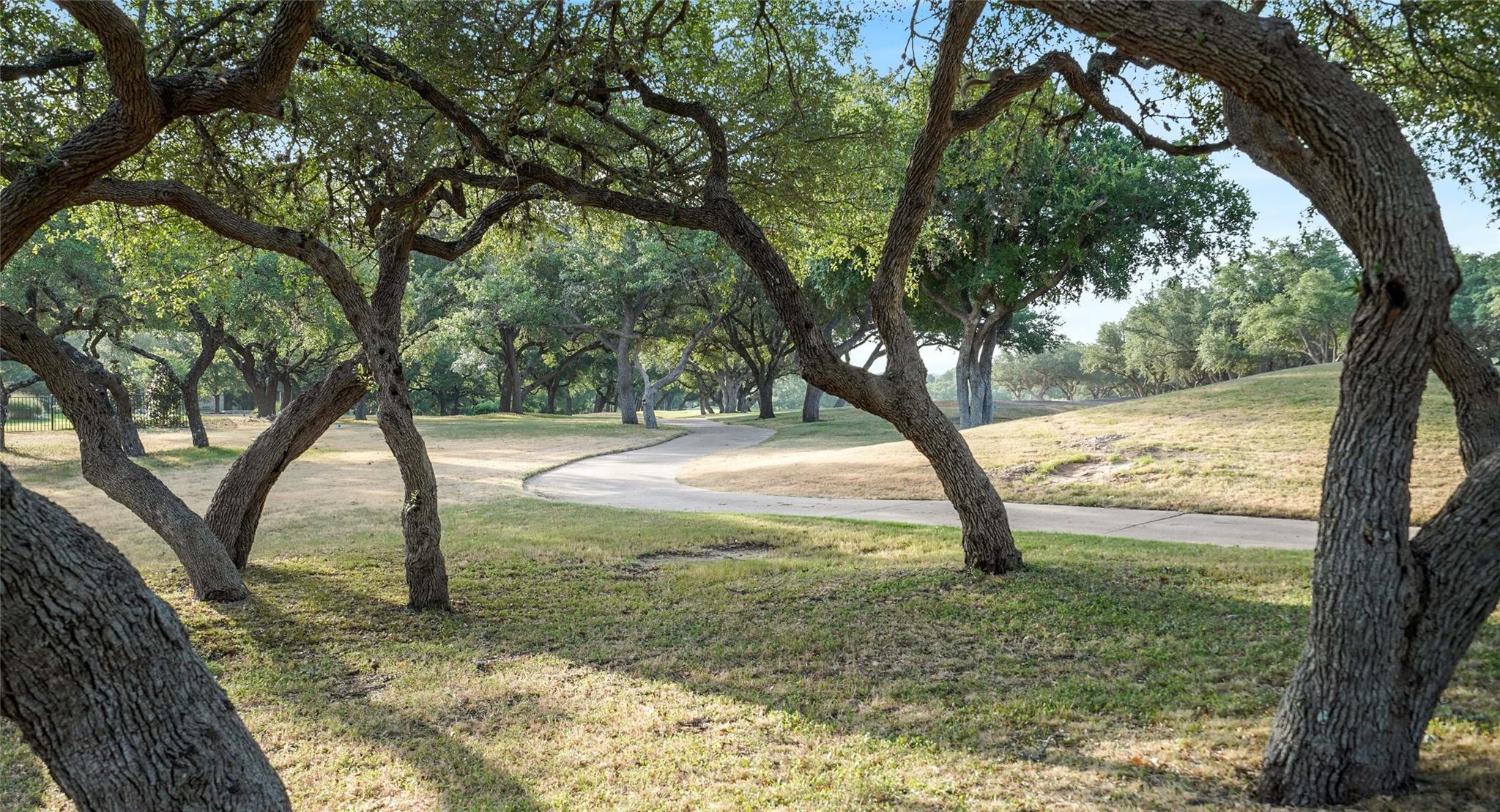 2504 Countryside CIR — photo 5