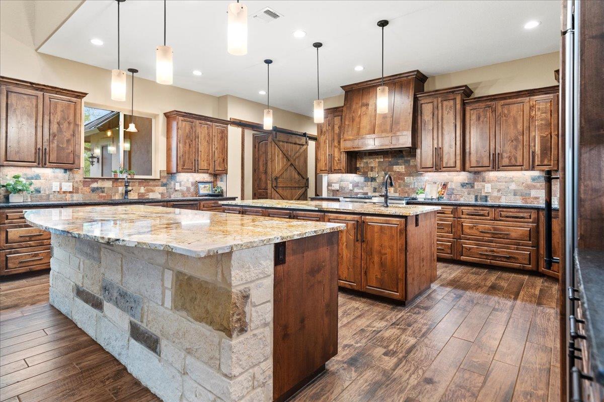 1951 Bridlewood Ranches DR — photo 4
