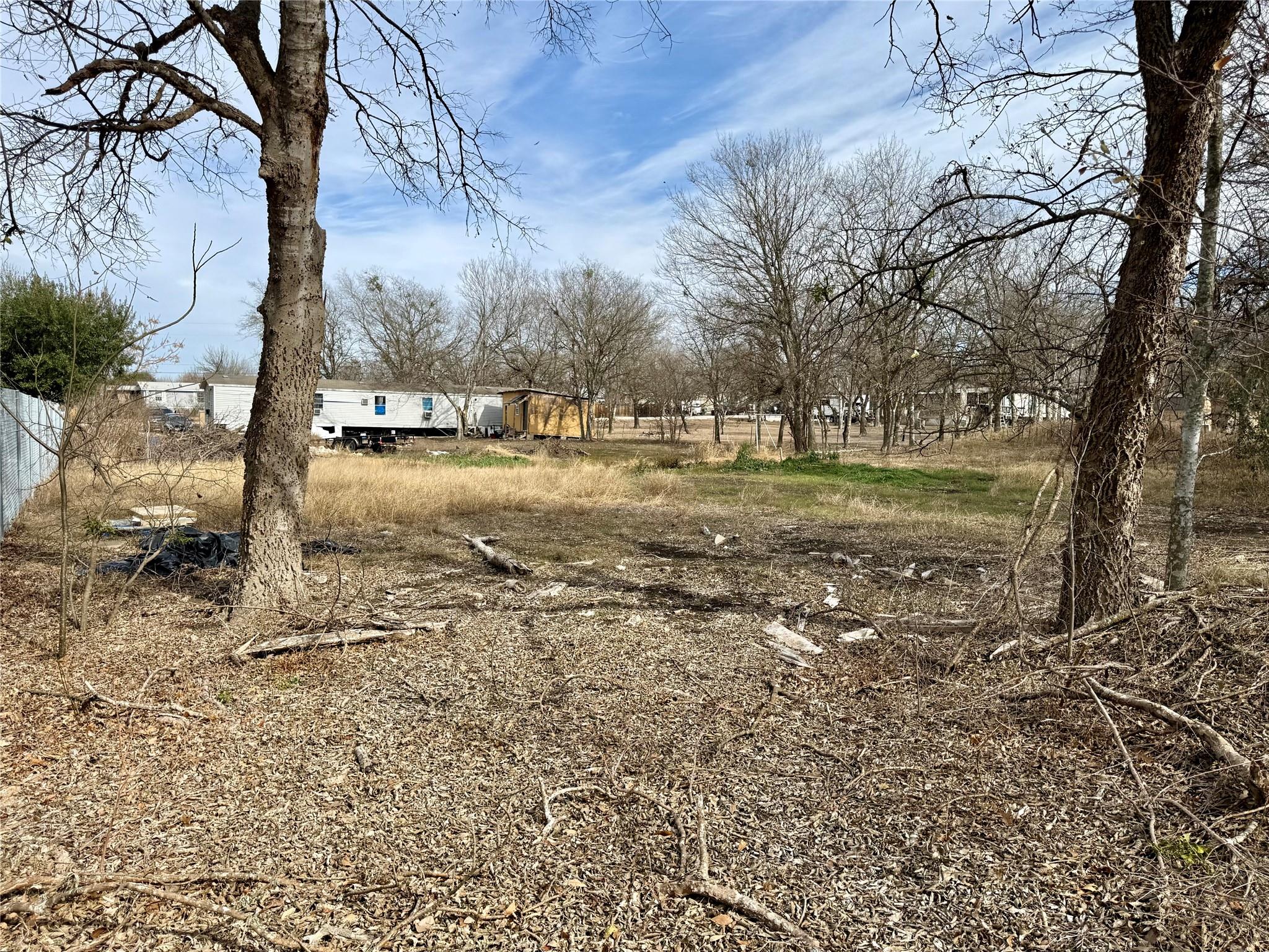 330 Joe Robinson DR — photo 4