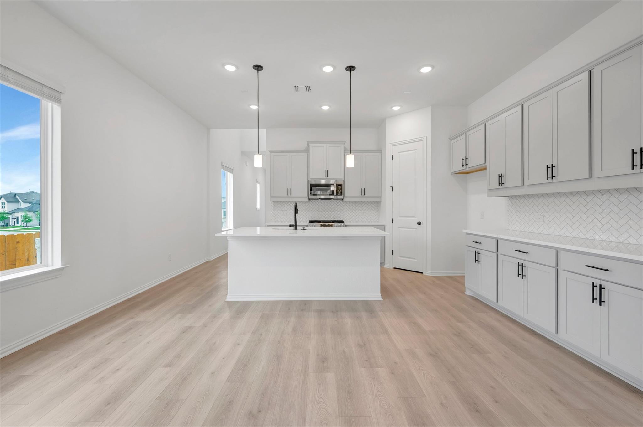 564 Darley Oak DR — photo 3