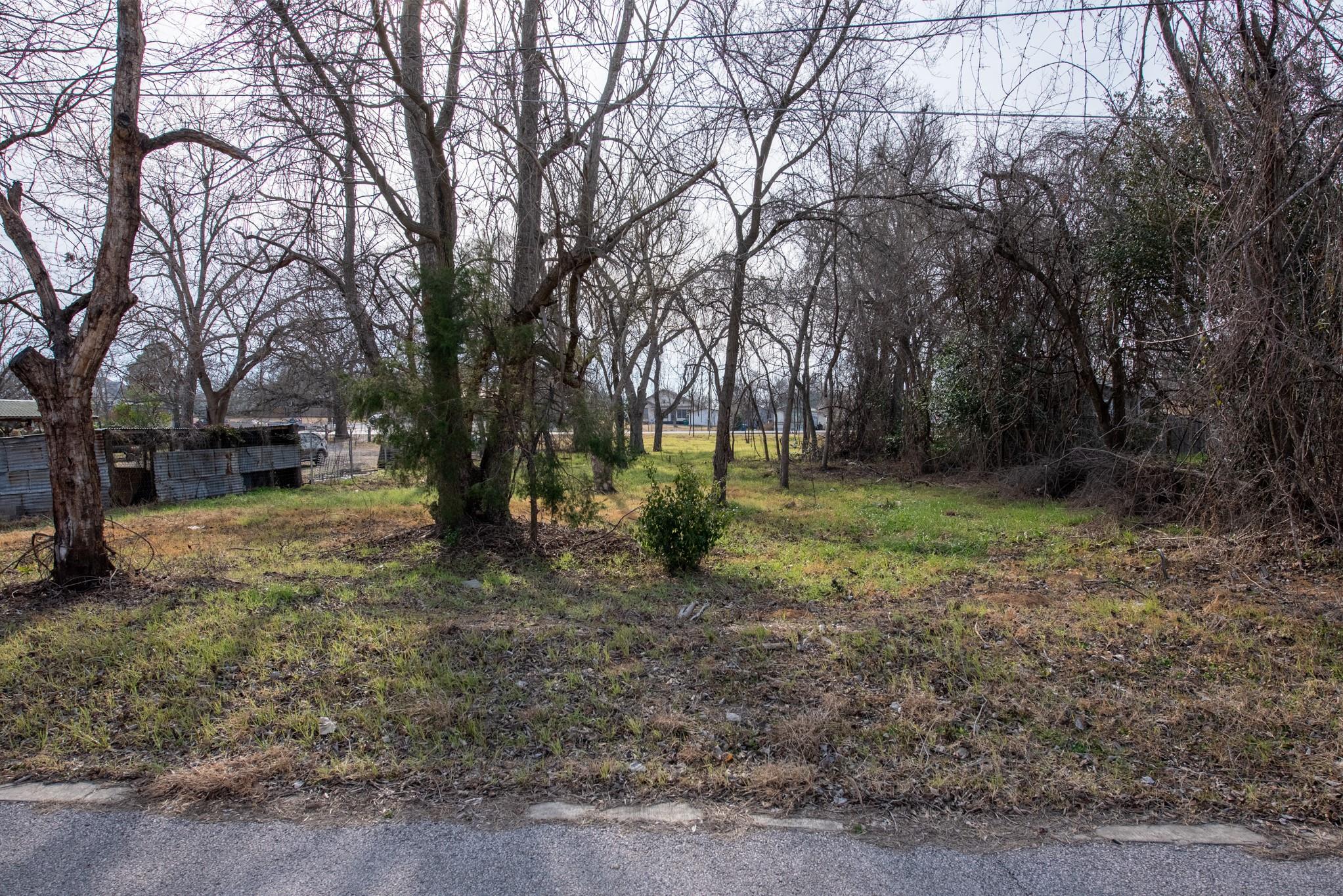 418 Avenue D Ave — photo 4