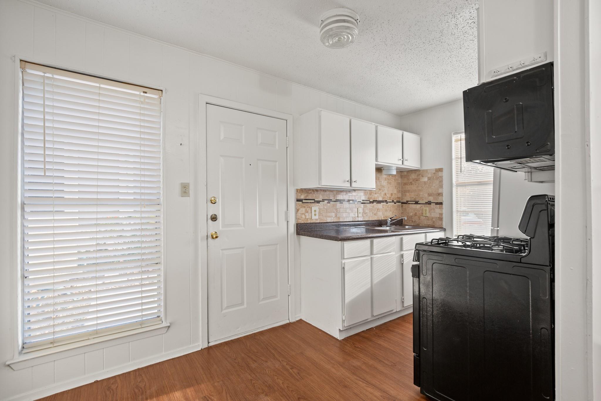 5300 Guadalupe ST #108 — photo 4