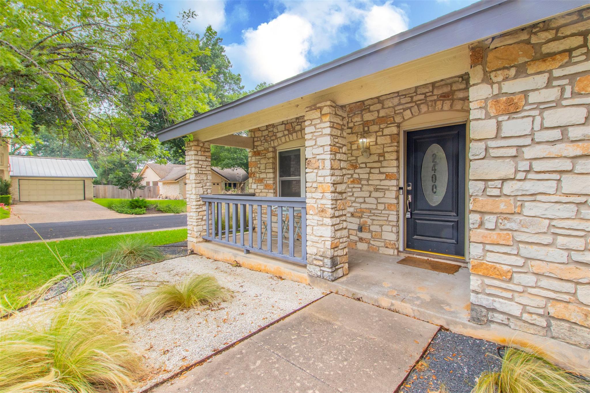 2400 Braemar CV — photo 3