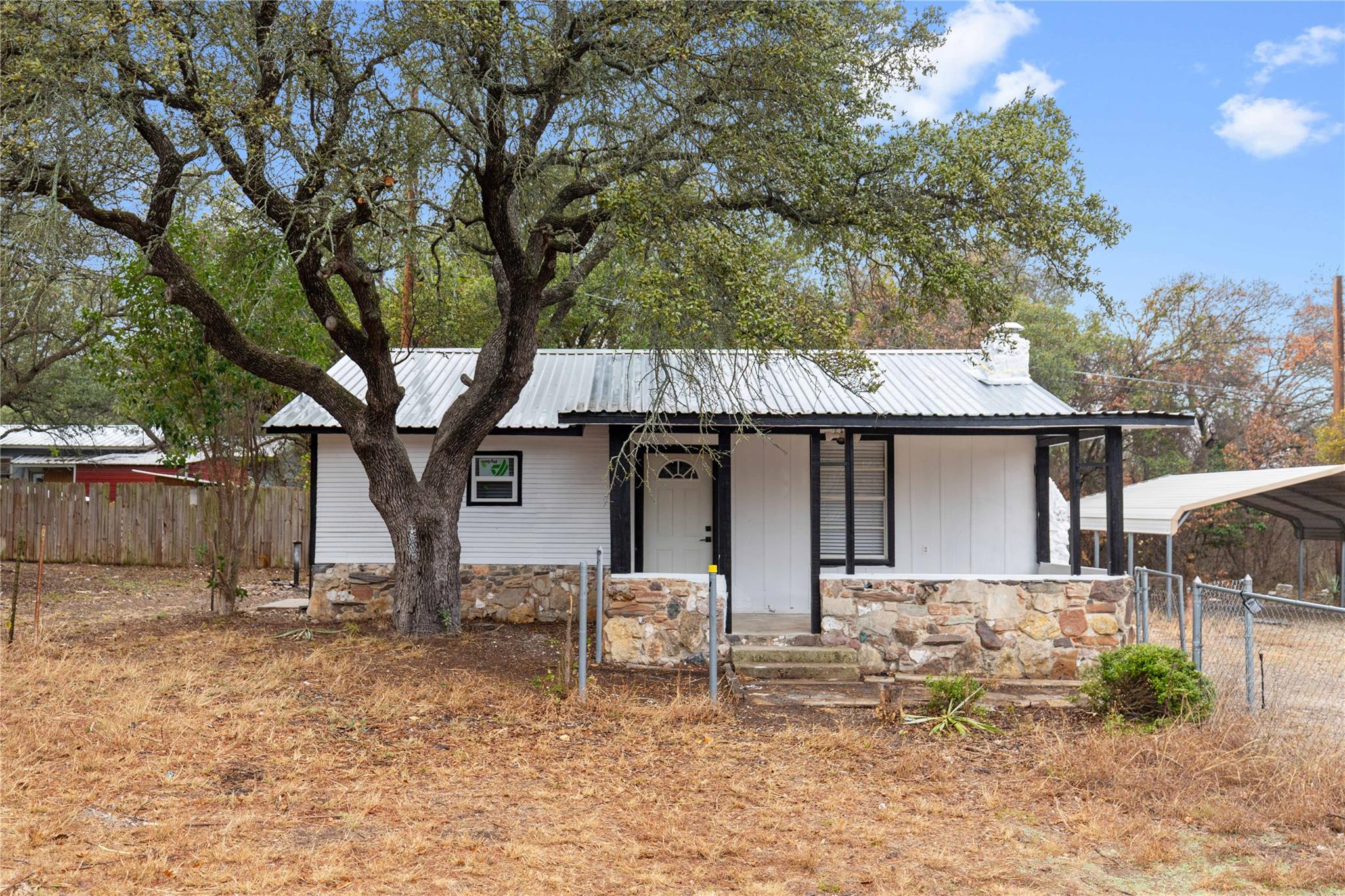 6916 Clover Leaf DR — photo 3