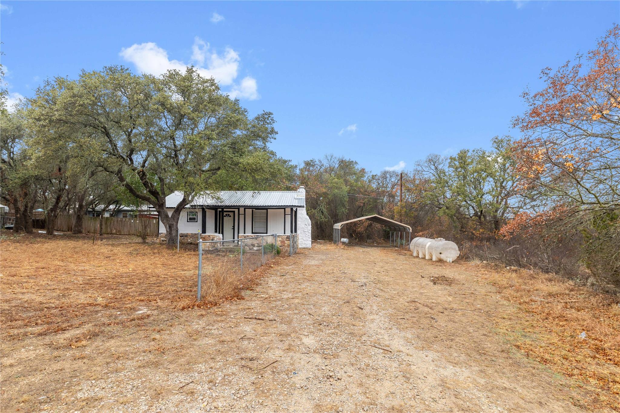 6916 Clover Leaf DR — photo 4