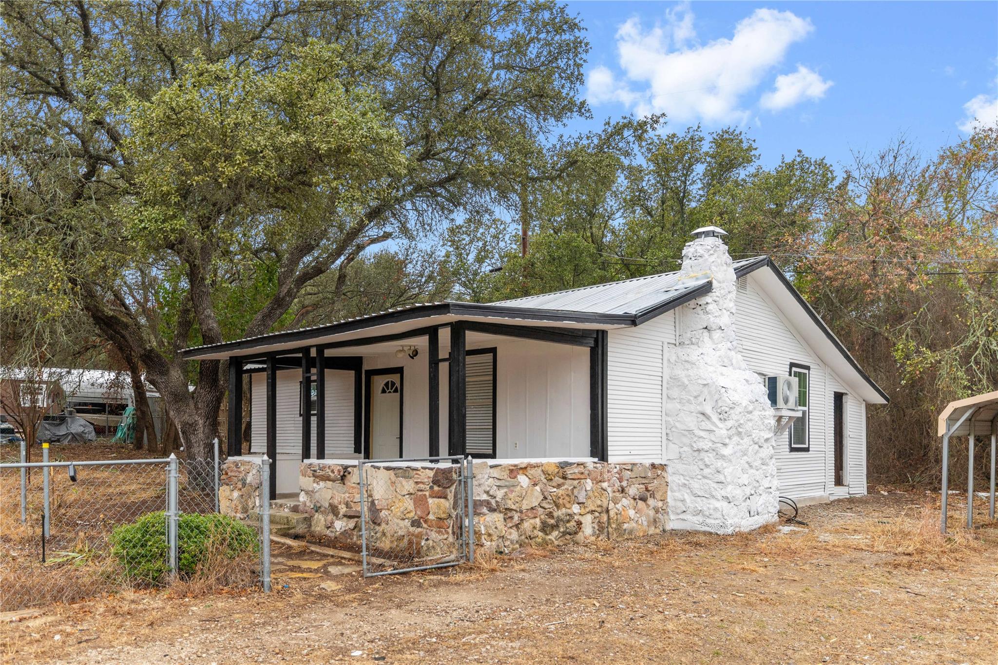 6916 Clover Leaf DR — photo 5