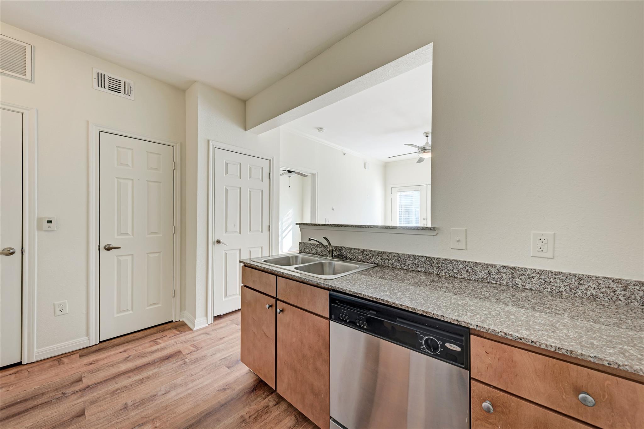 2502 Leon ST #518 — photo 4