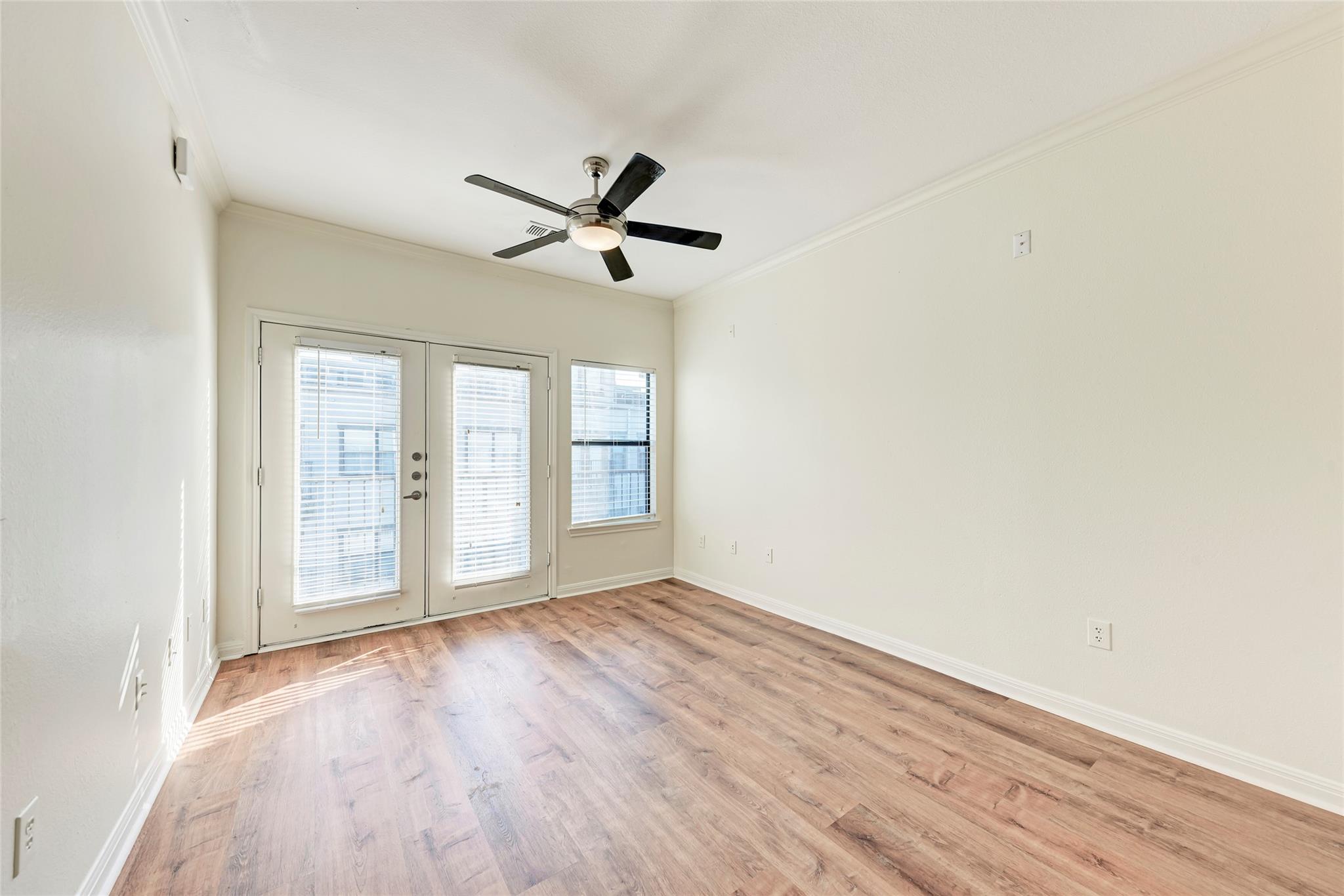 2502 Leon ST #518 — photo 5