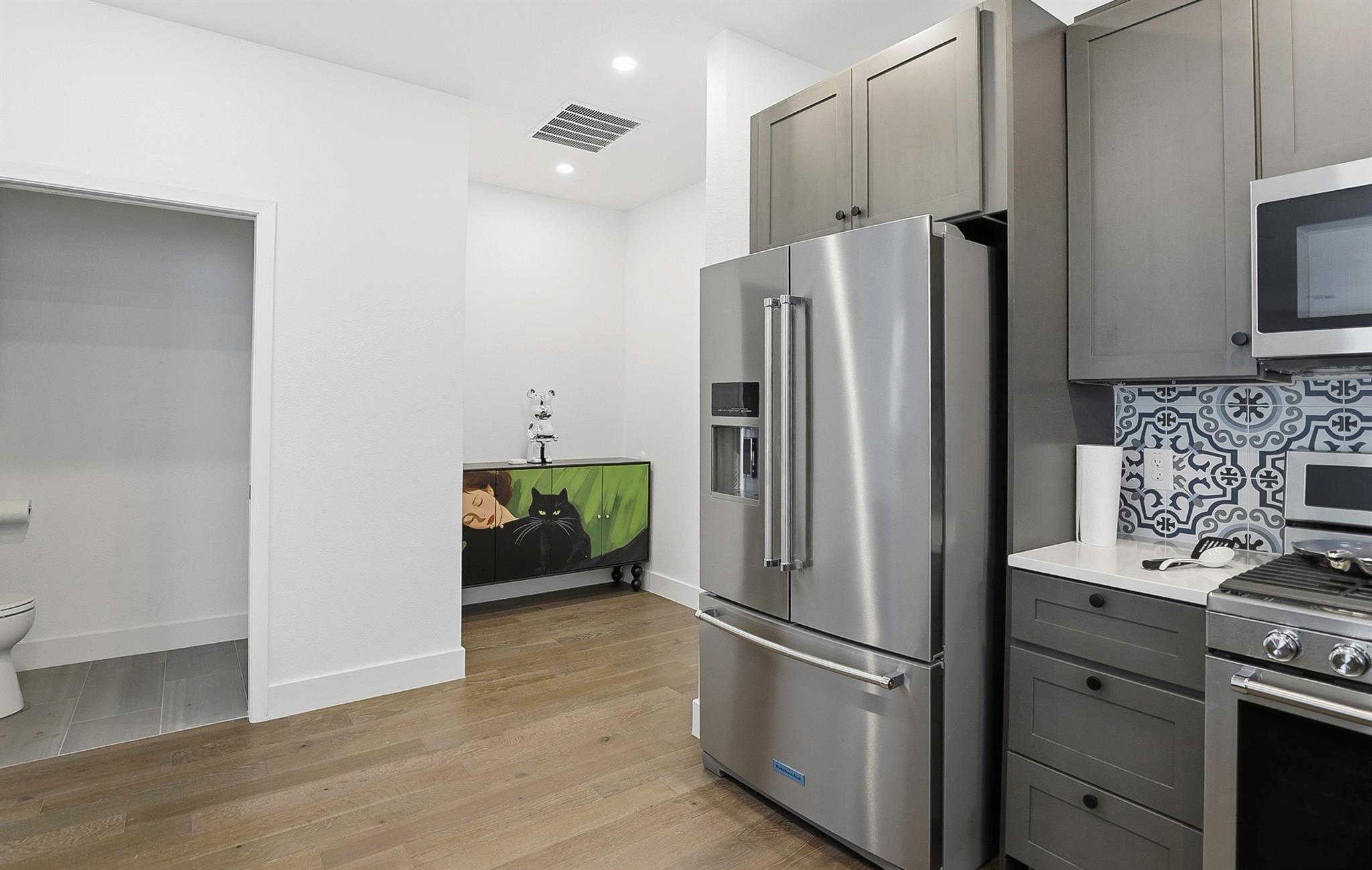 1208 Oltorf ST #A — photo 3