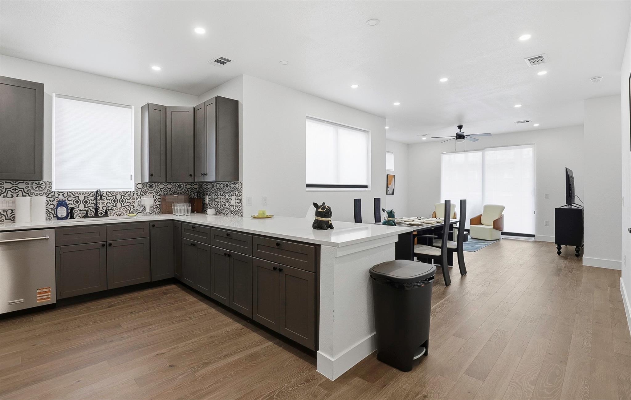 1208 Oltorf ST #A — photo 4