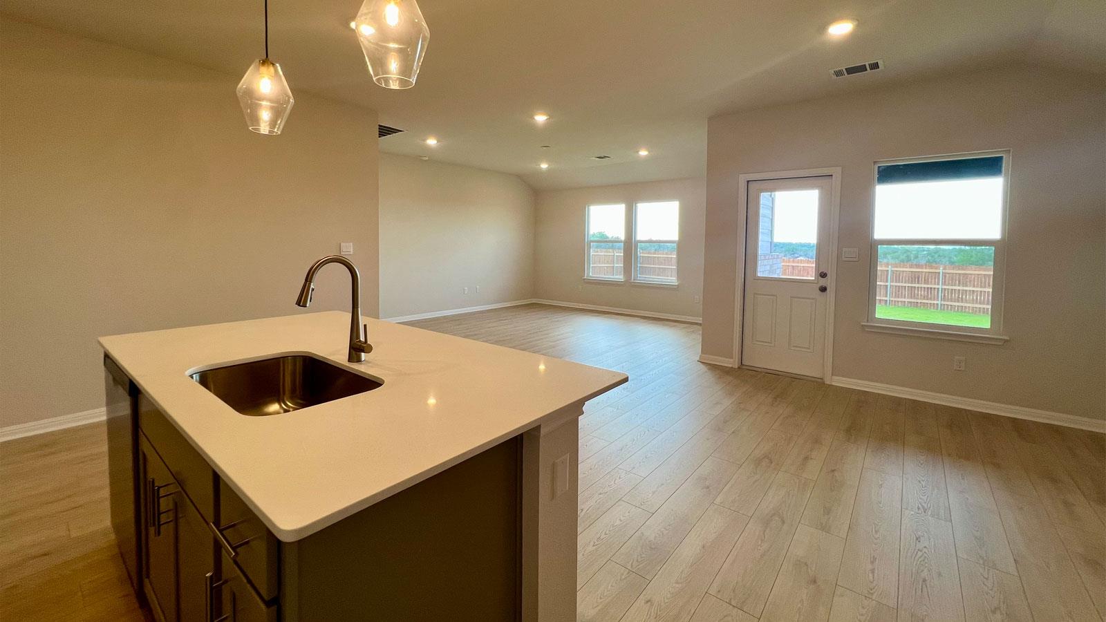 120 SOUTHRIDGE TRL — photo 3