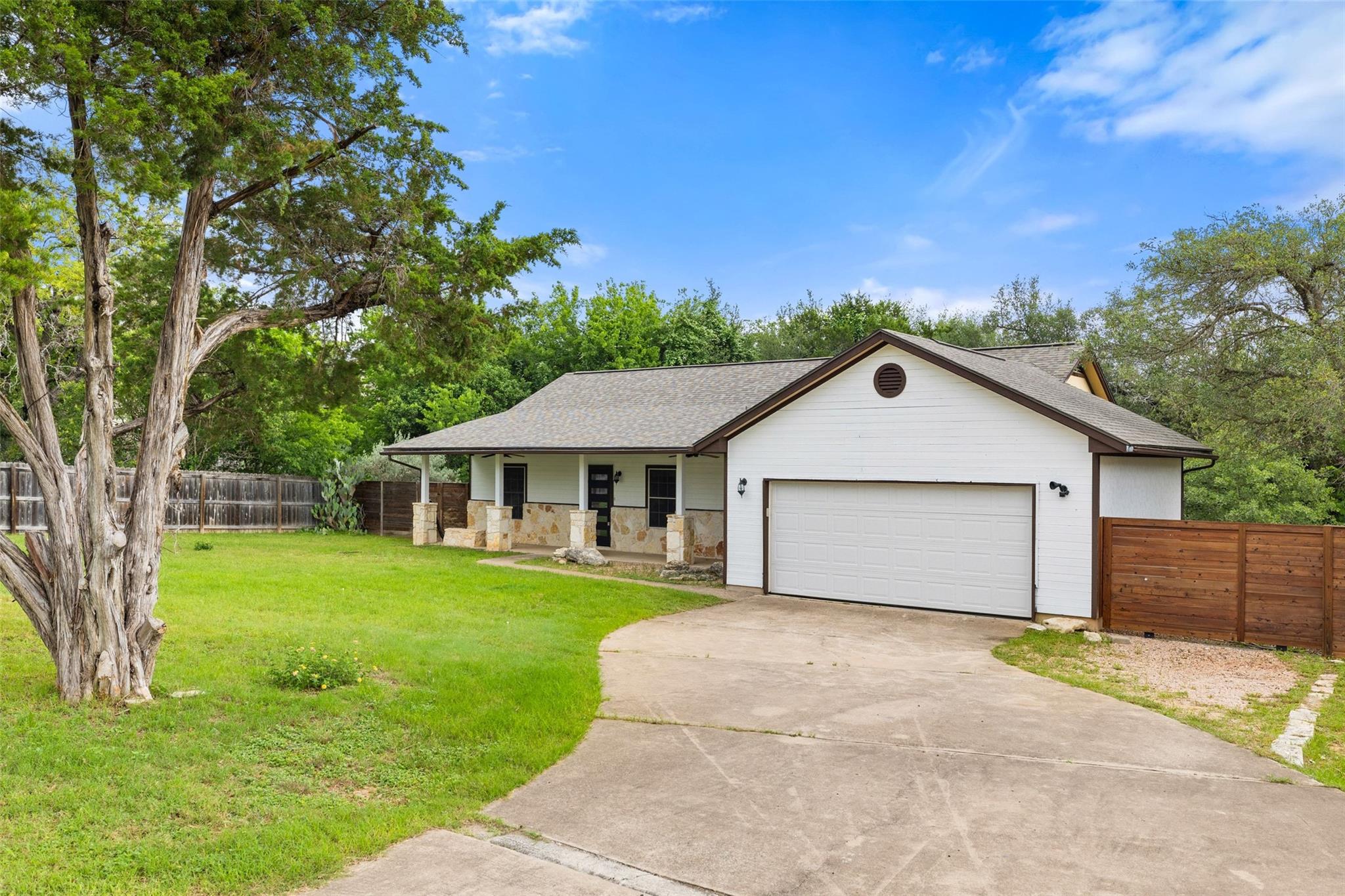 1301 Quinlan Park RD — photo 5